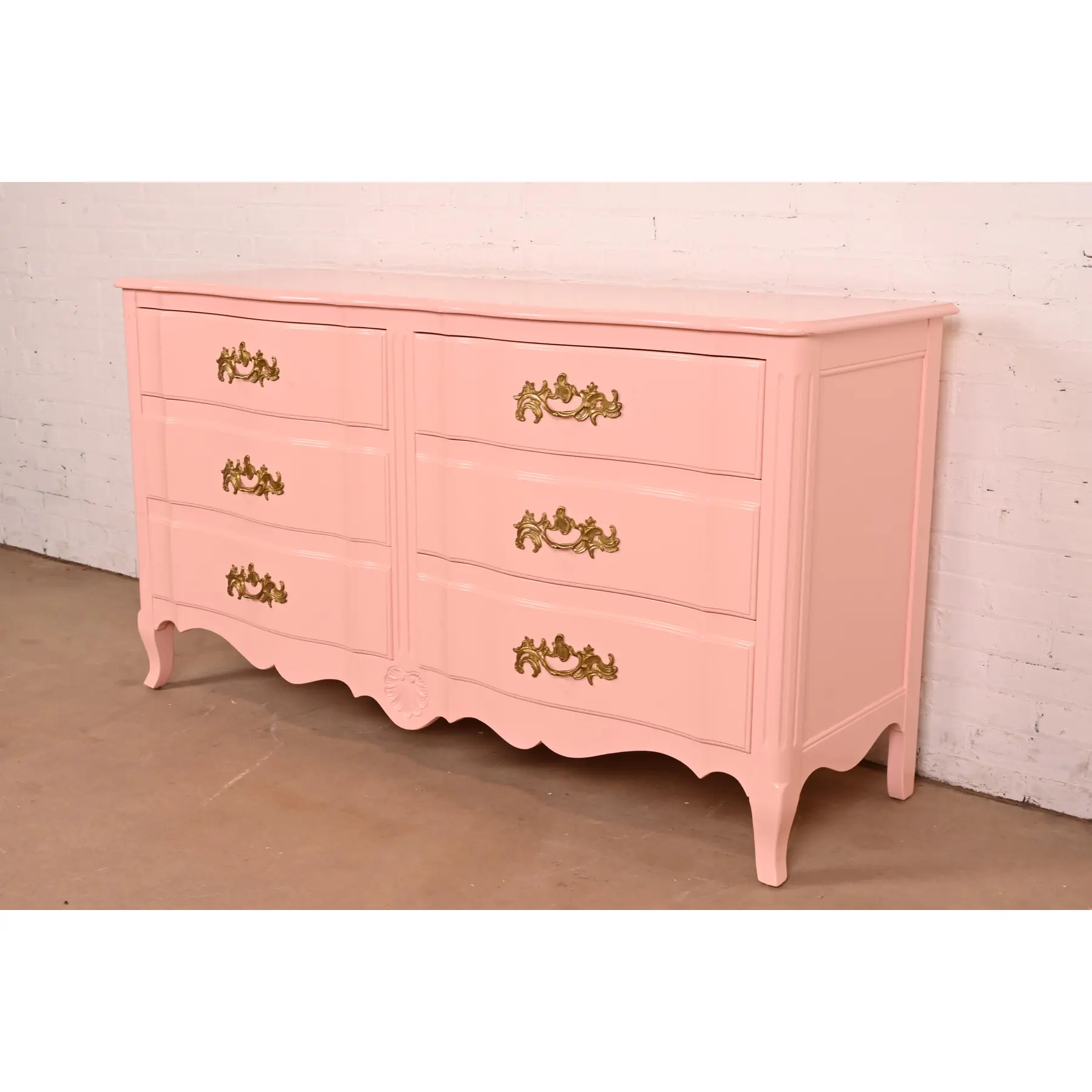 John Widdicomb French Provincial Louis XV Pink Lacquered Six-Drawer Dresser, Newly Refinished - Image 3