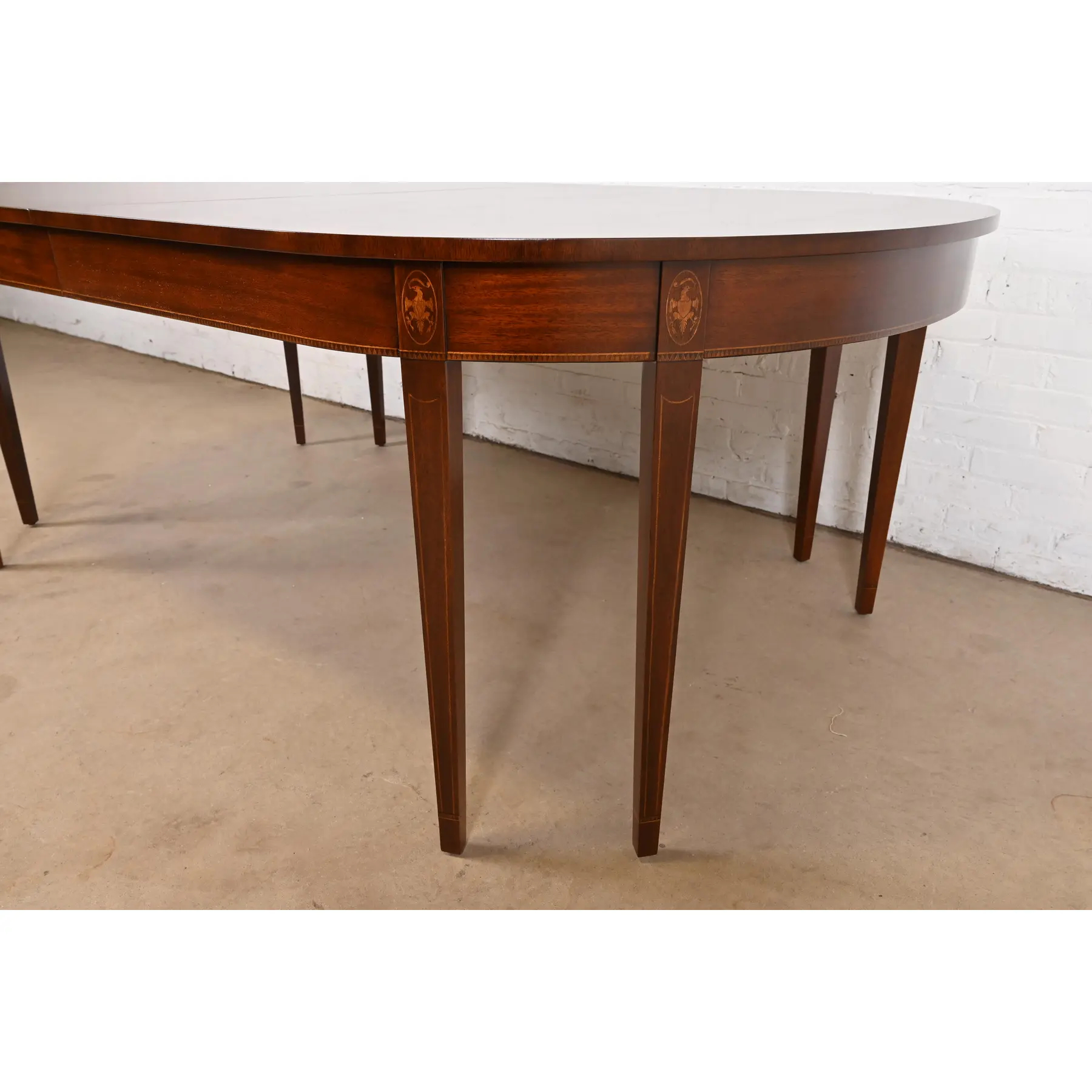 Kindel Furniture Federal Inlaid Mahogany Extension Dining Table, Newly Refinished - Image 9