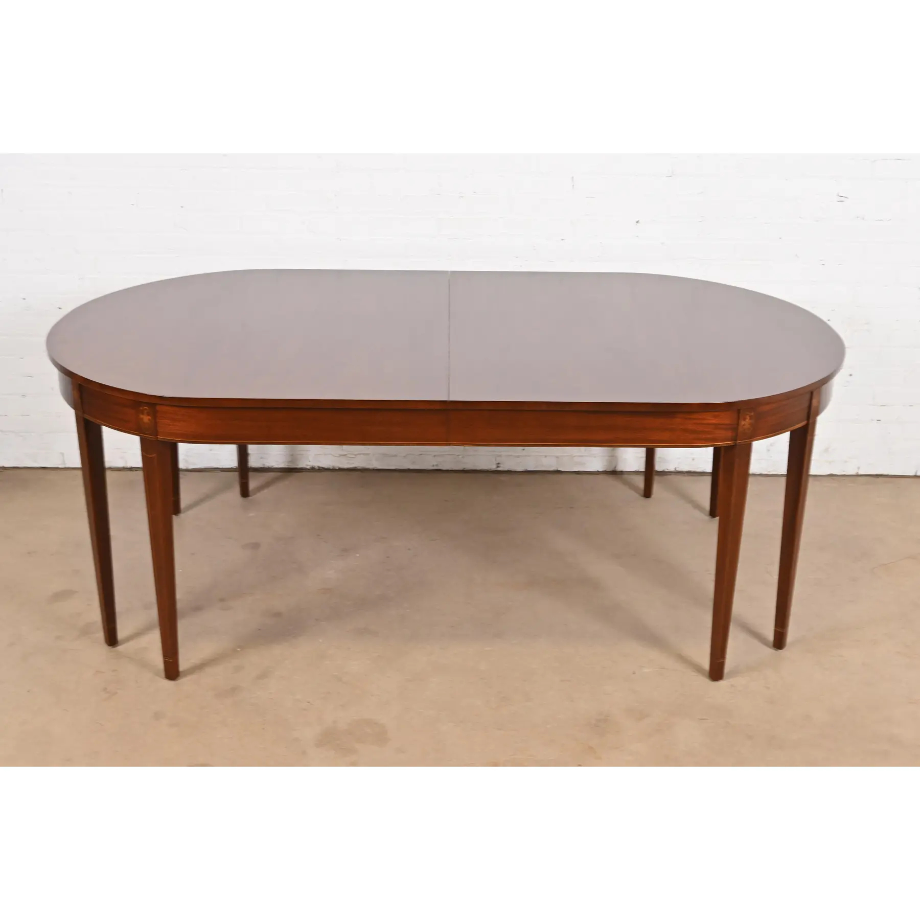 Kindel Furniture Federal Inlaid Mahogany Extension Dining Table, Newly Refinished - Image 7