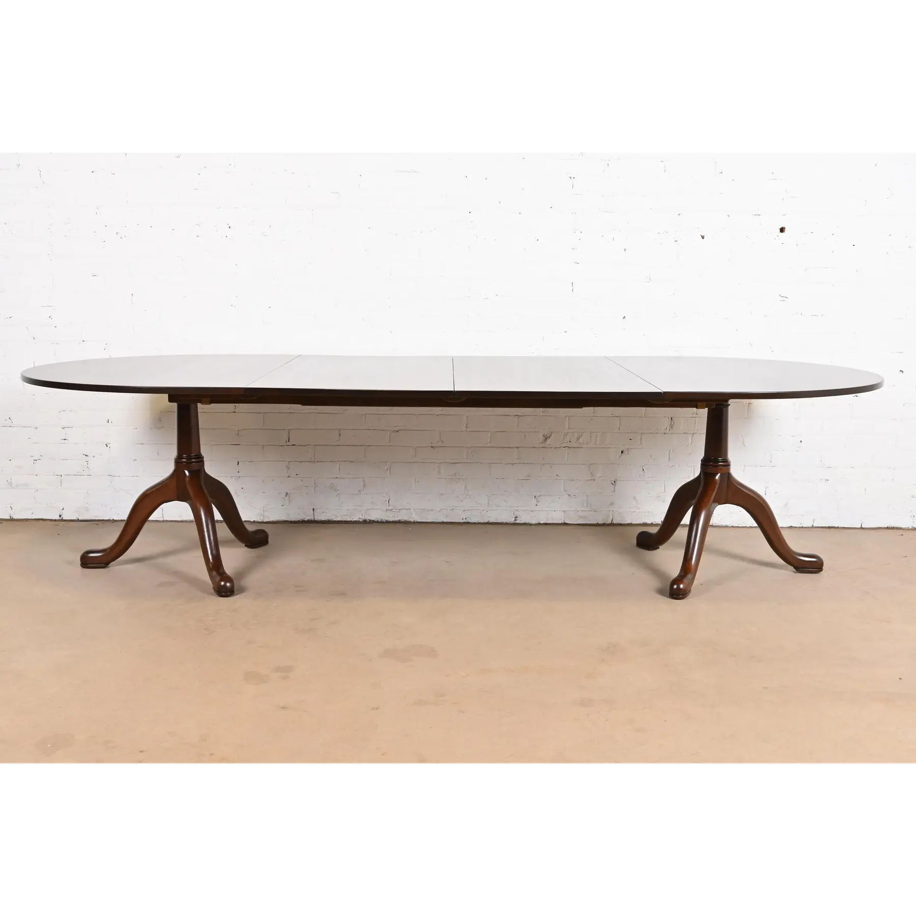 Kittinger Georgian Solid Mahogany Double Pedestal Extension Dining Table, Newly Refinished - Image 3