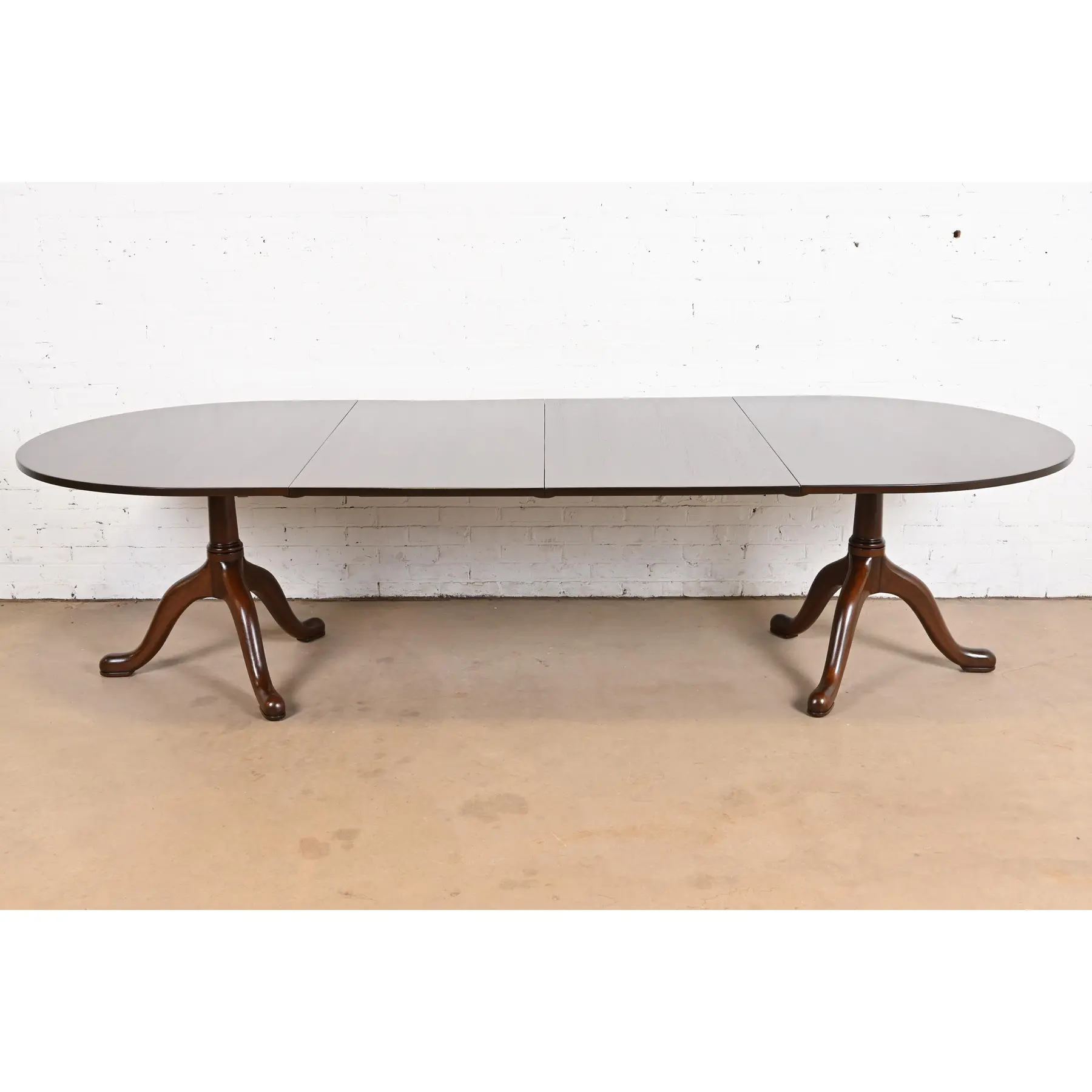 Kittinger Georgian Solid Mahogany Double Pedestal Extension Dining Table, Newly Refinished - Image 2