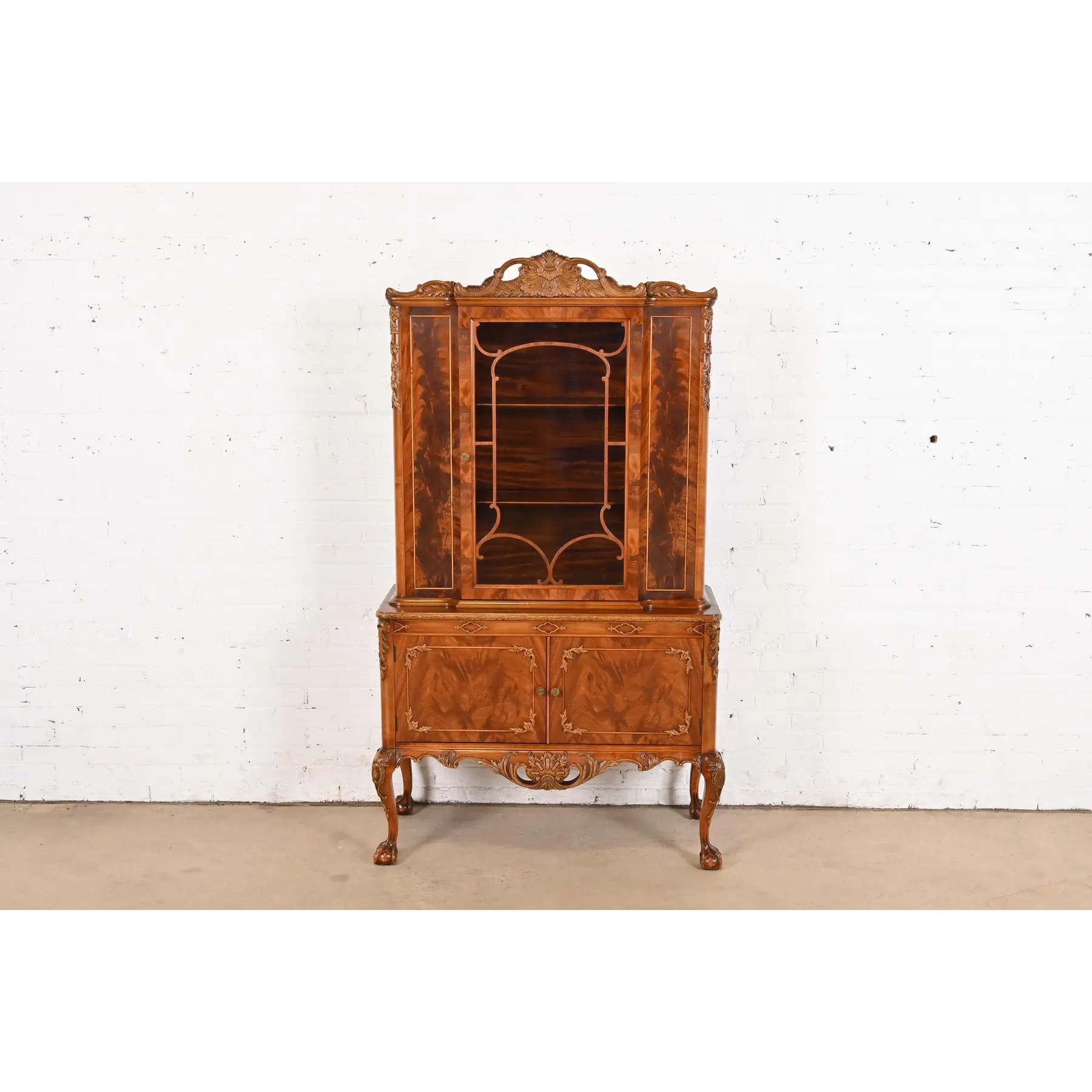 Romweber Chippendale Flame Mahogany Breakfront Bookcase Cabinet, Circa 1920s - Image 2