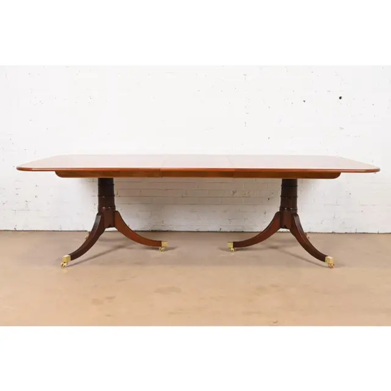 Baker Furniture Stately Homes Georgian Banded Mahogany Double Pedestal Extension Dining Table, Newly Refinished - Image 3