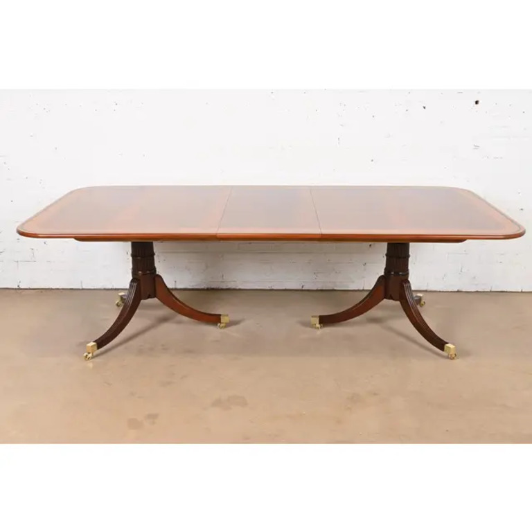 Baker Furniture Stately Homes Georgian Banded Mahogany Double Pedestal Extension Dining Table, Newly Refinished - Image 2
