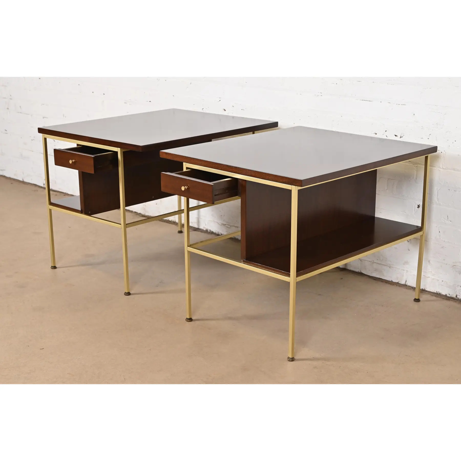 Paul McCobb Irwin Collection Mahogany and Brass Nightstands or End Tables, Newly Refinished - Image 6