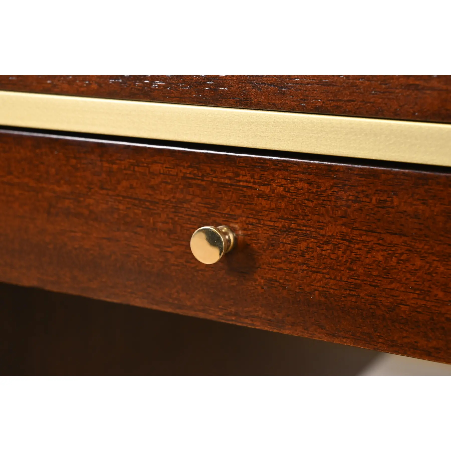 Paul McCobb Irwin Collection Mahogany and Brass Nightstands or End Tables, Newly Refinished - Image 7