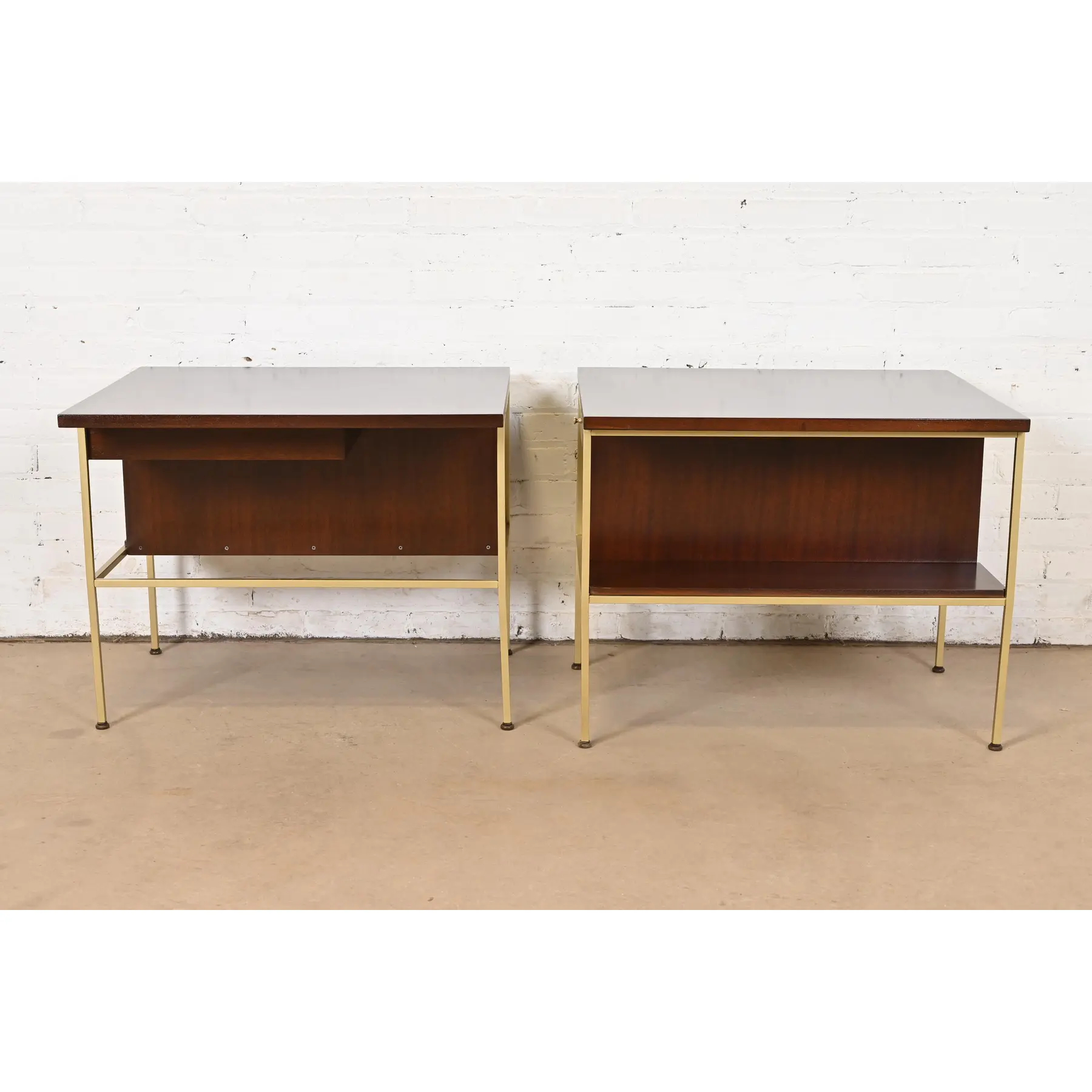 Paul McCobb Irwin Collection Mahogany and Brass Nightstands or End Tables, Newly Refinished - Image 10