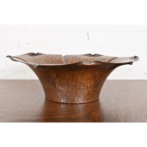 Roycroft Style Arts & Crafts Flower Form Hammered Copper Fruit Bowl or Center Bowl
