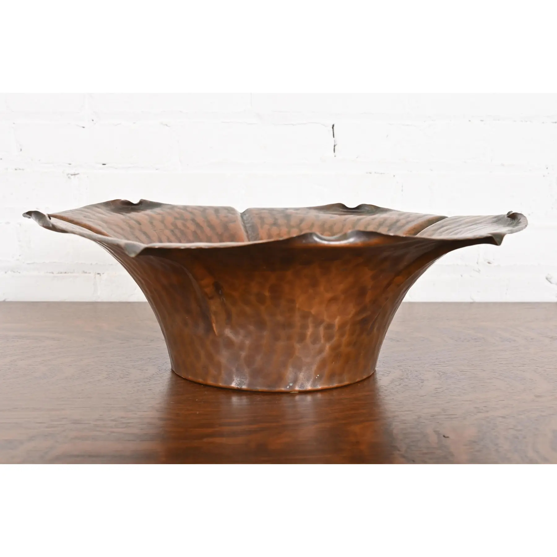 Roycroft Style Arts & Crafts Flower Form Hammered Copper Fruit Bowl or Center Bowl
