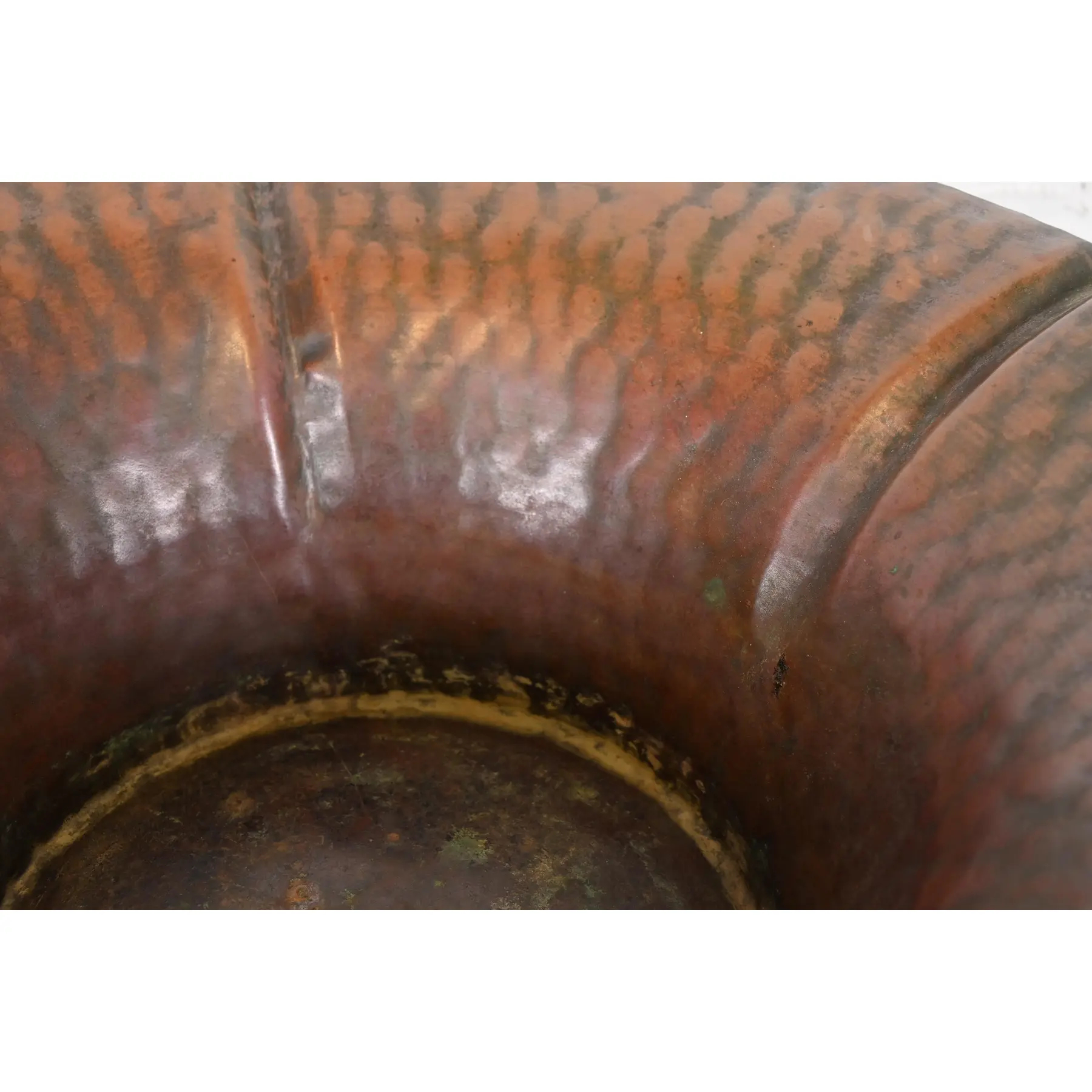 Roycroft Style Arts & Crafts Flower Form Hammered Copper Fruit Bowl or Center Bowl - Image 5