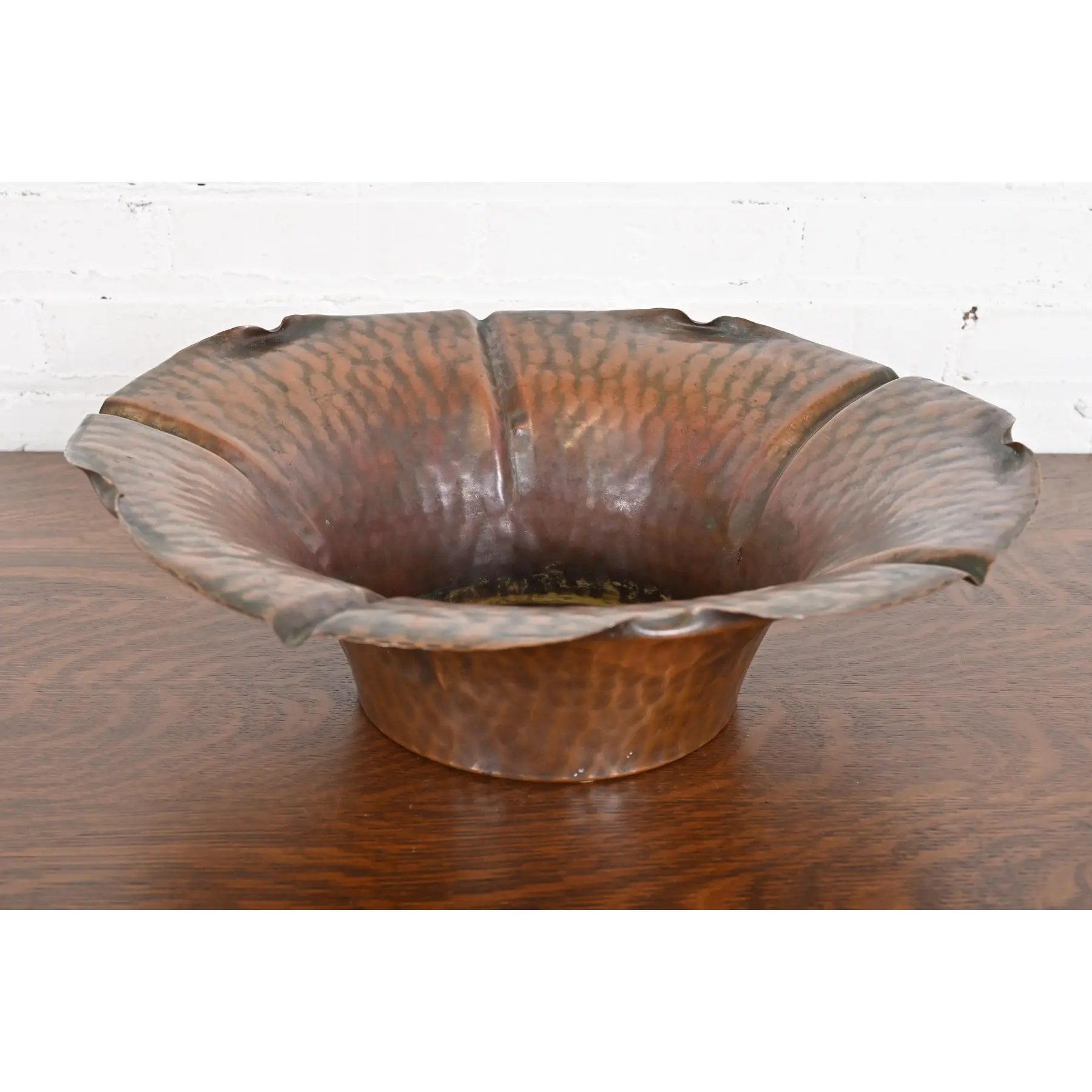 Roycroft Style Arts & Crafts Flower Form Hammered Copper Fruit Bowl or Center Bowl - Image 2