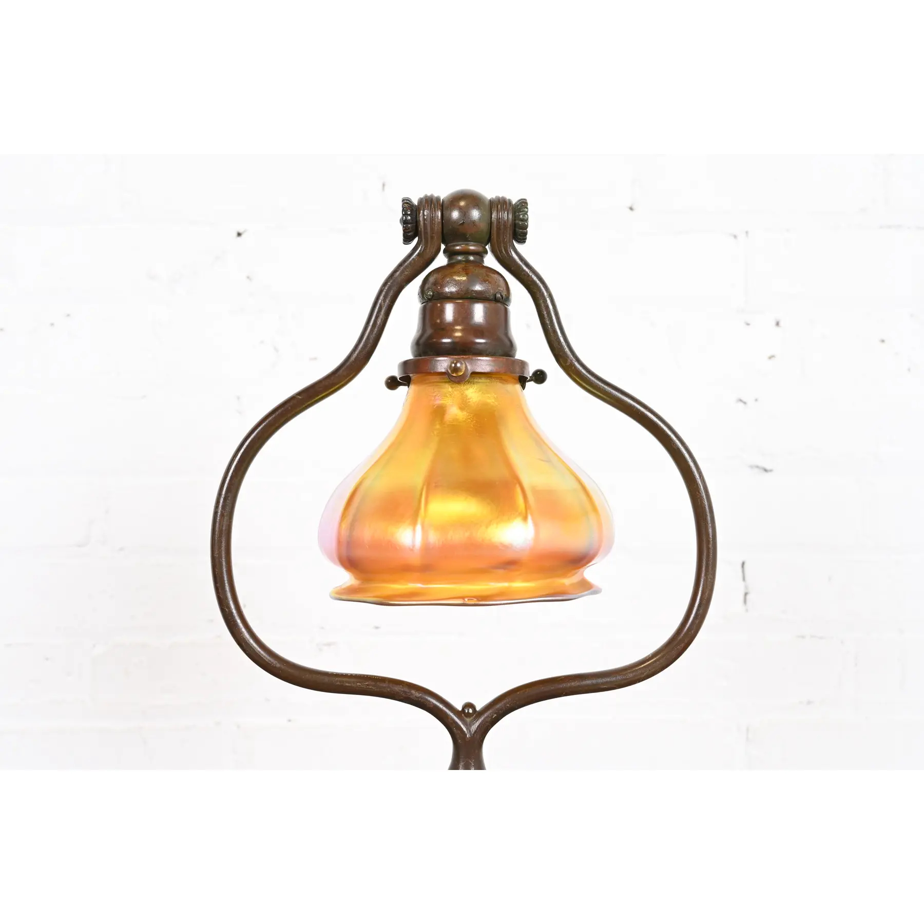Tiffany Studios New York Zodiac Bronze Harp Desk Lamp - Image 4