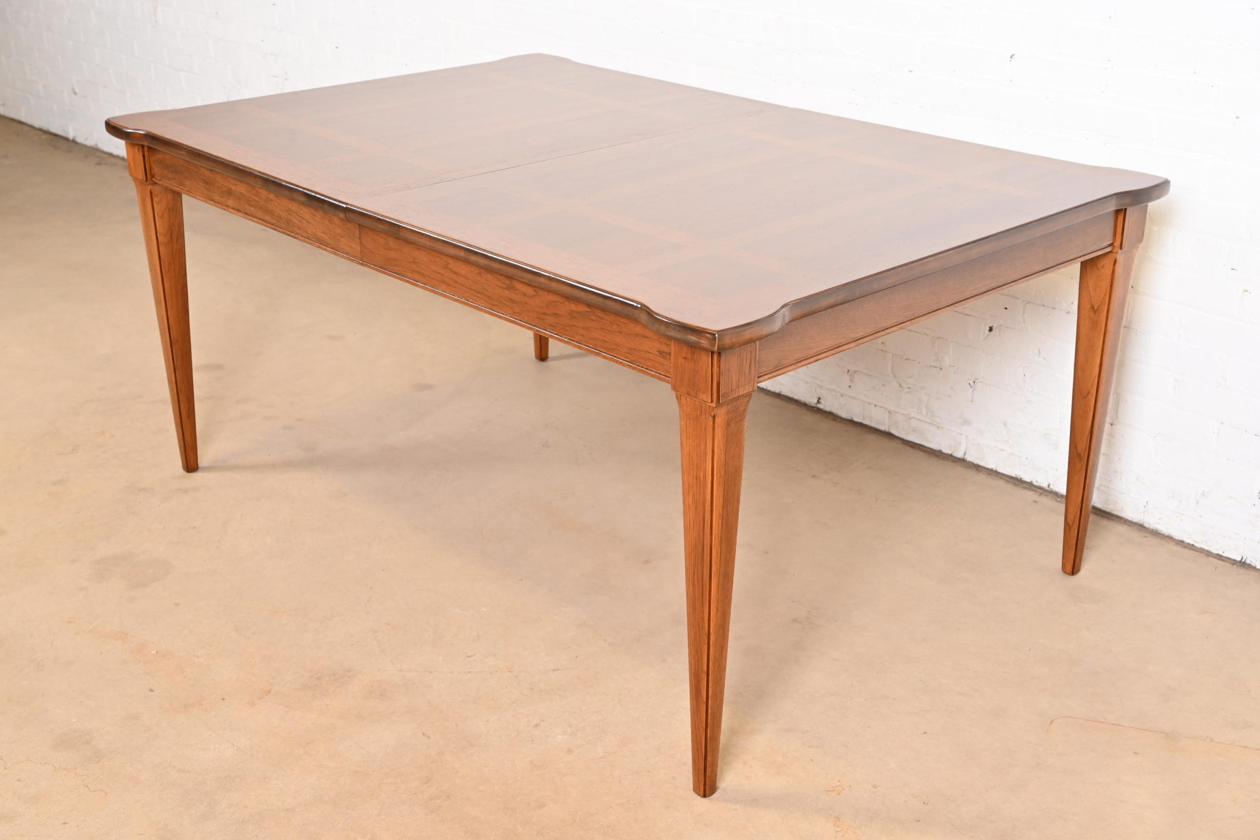 Thomasville French Regency Louis XVI Pecan Wood Extension Dining Table, Newly Refinished - Image 8