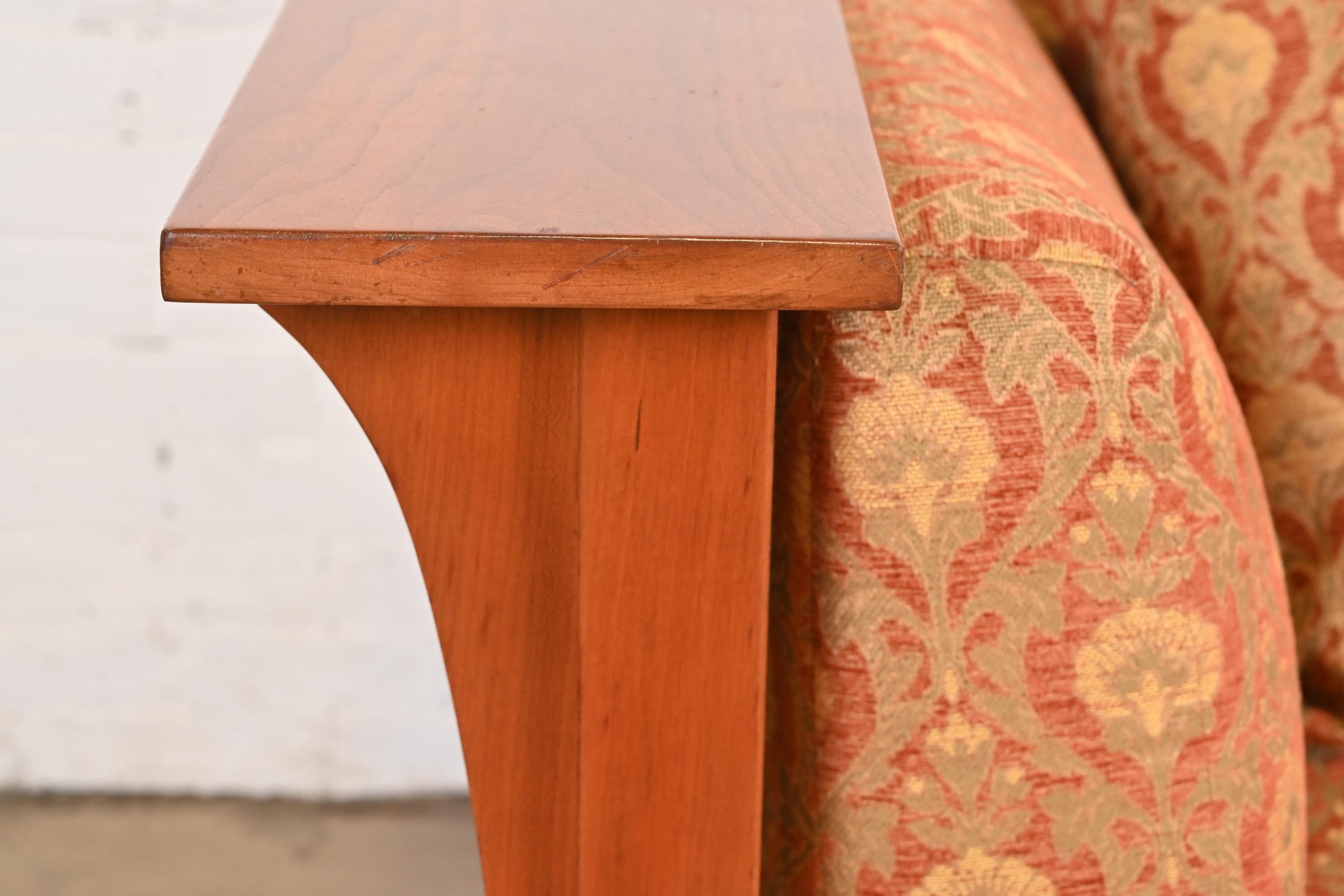 Stickley Mission Arts and Crafts Cherry Wood Spindle Settle Sofa - Image 7
