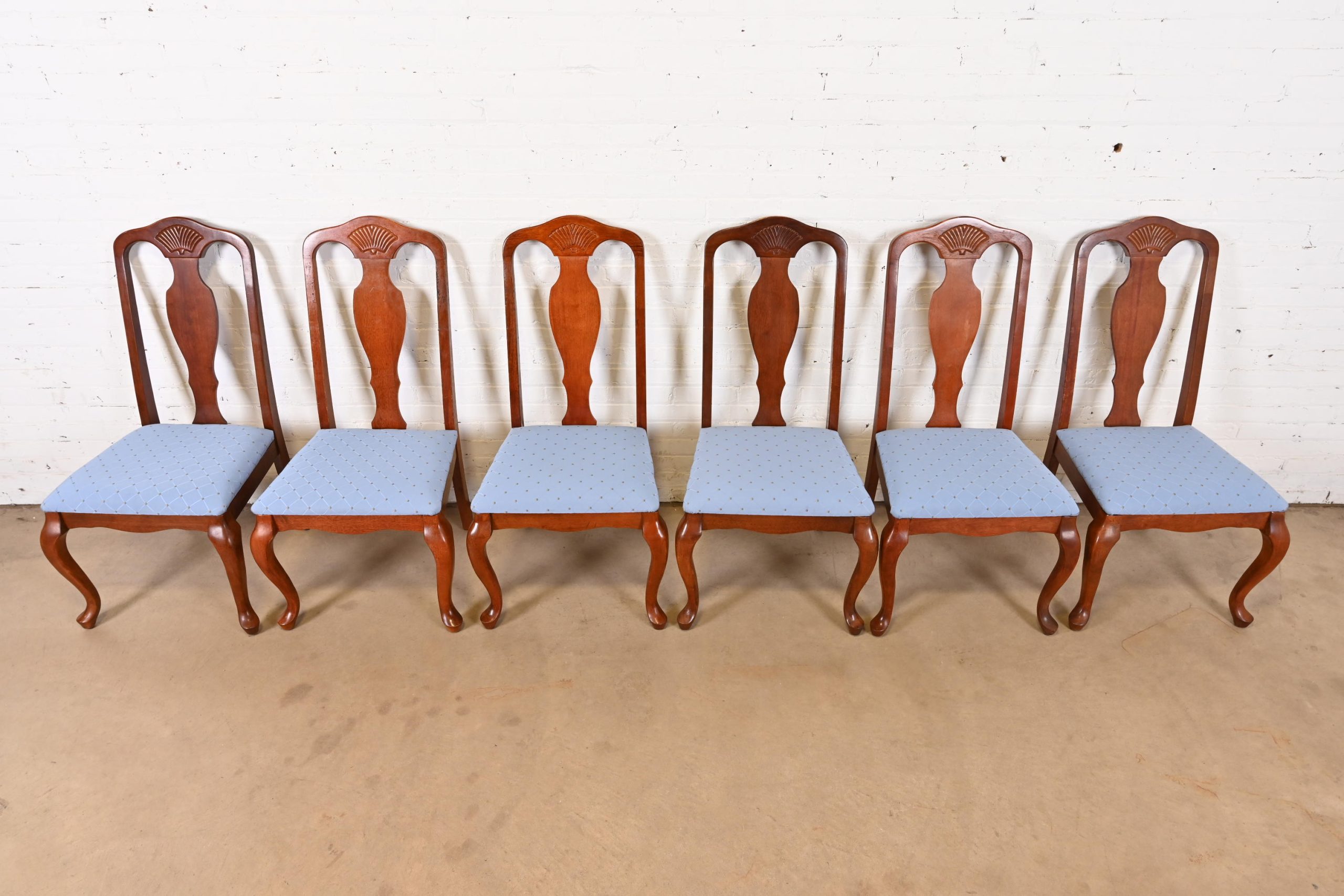 Ethan Allen Style Queen Anne Carved Mahogany Dining Chairs, Set of Six - Image 5