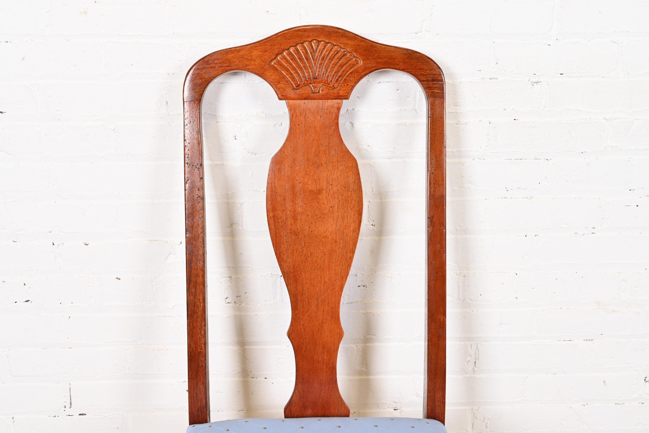 Ethan Allen Style Queen Anne Carved Mahogany Dining Chairs, Set of Six - Image 8