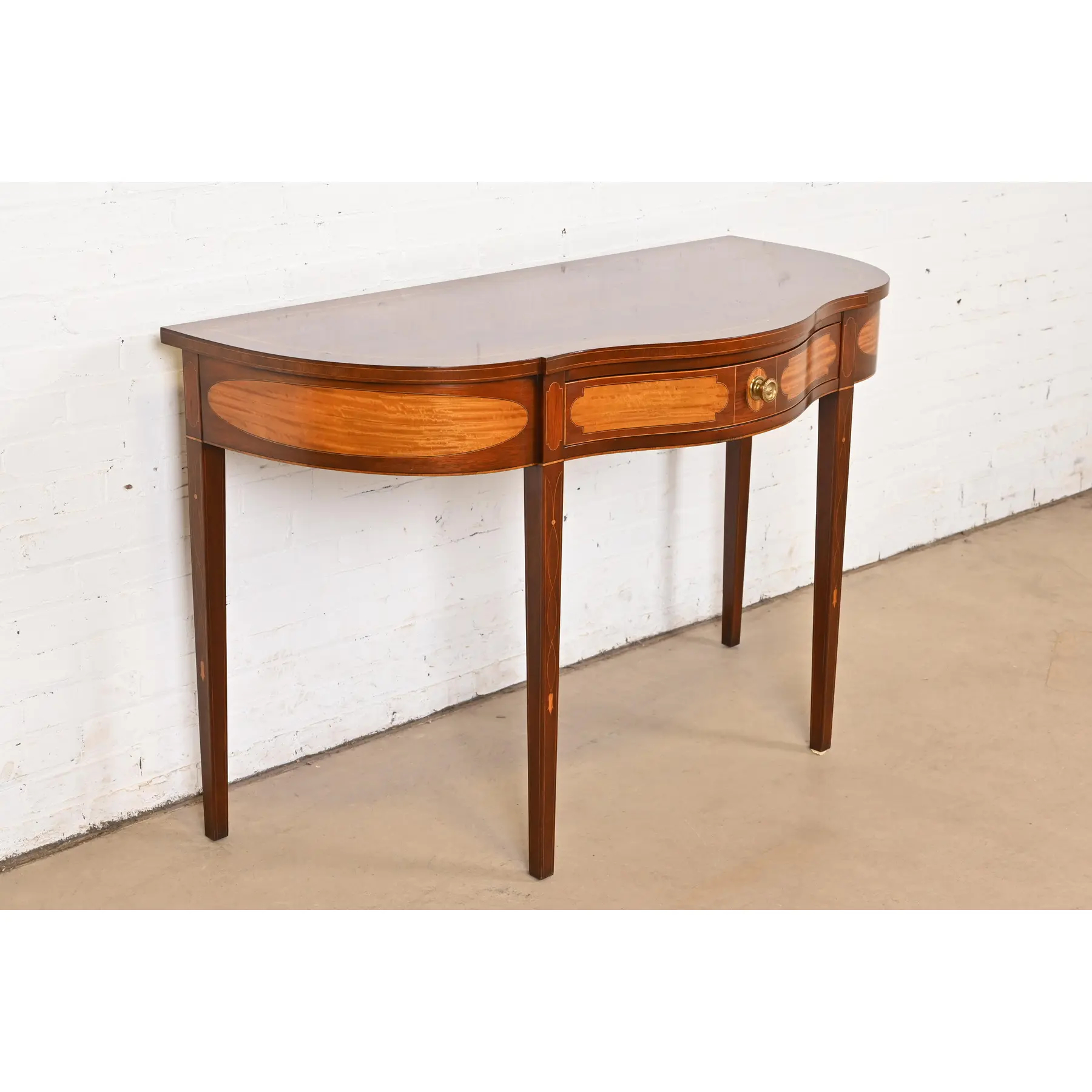 Kindel Furniture Federal Mahogany and Satinwood Inlaid Marquetry Console Table or Server - Image 4