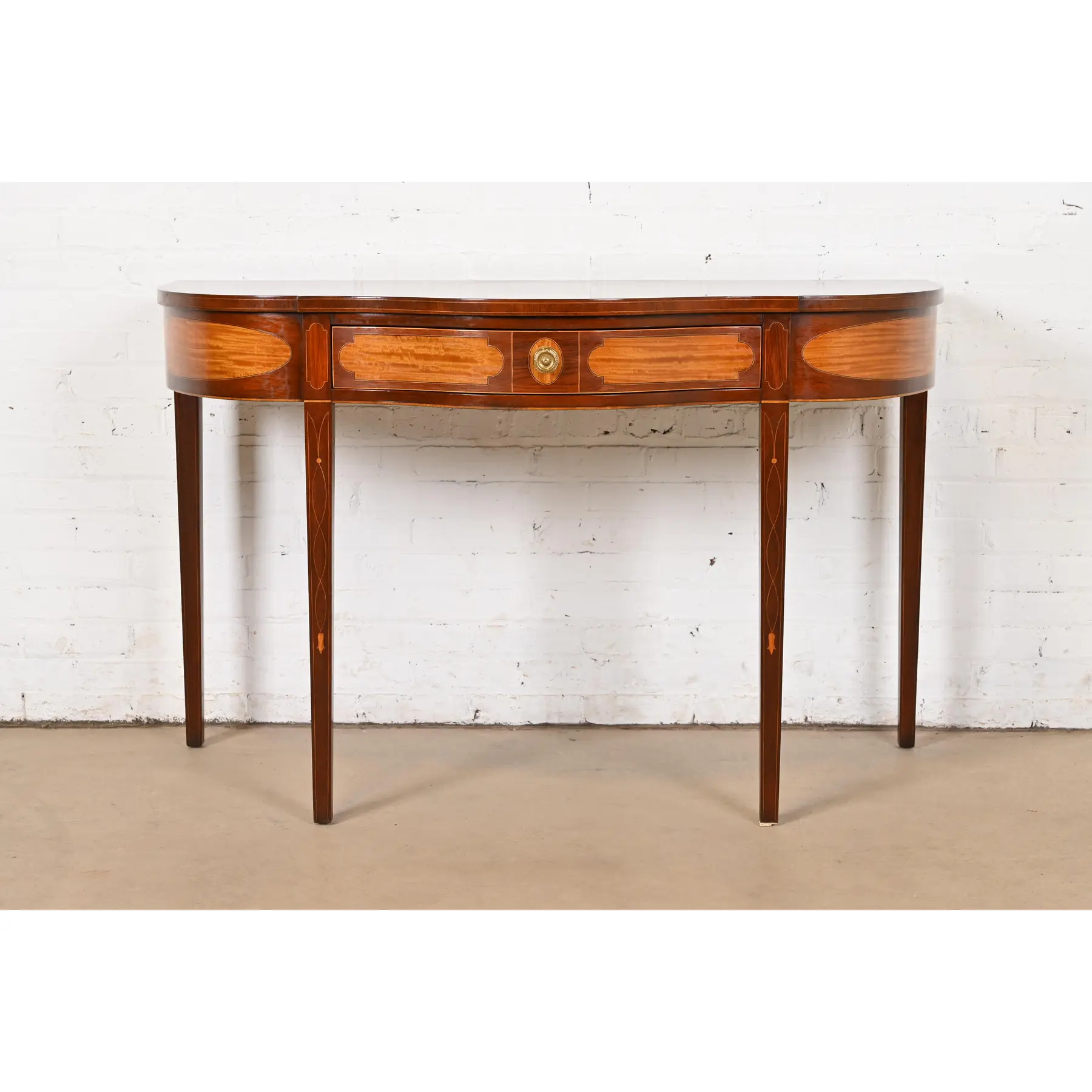 Kindel Furniture Federal Mahogany and Satinwood Inlaid Marquetry Console Table or Server - Image 2