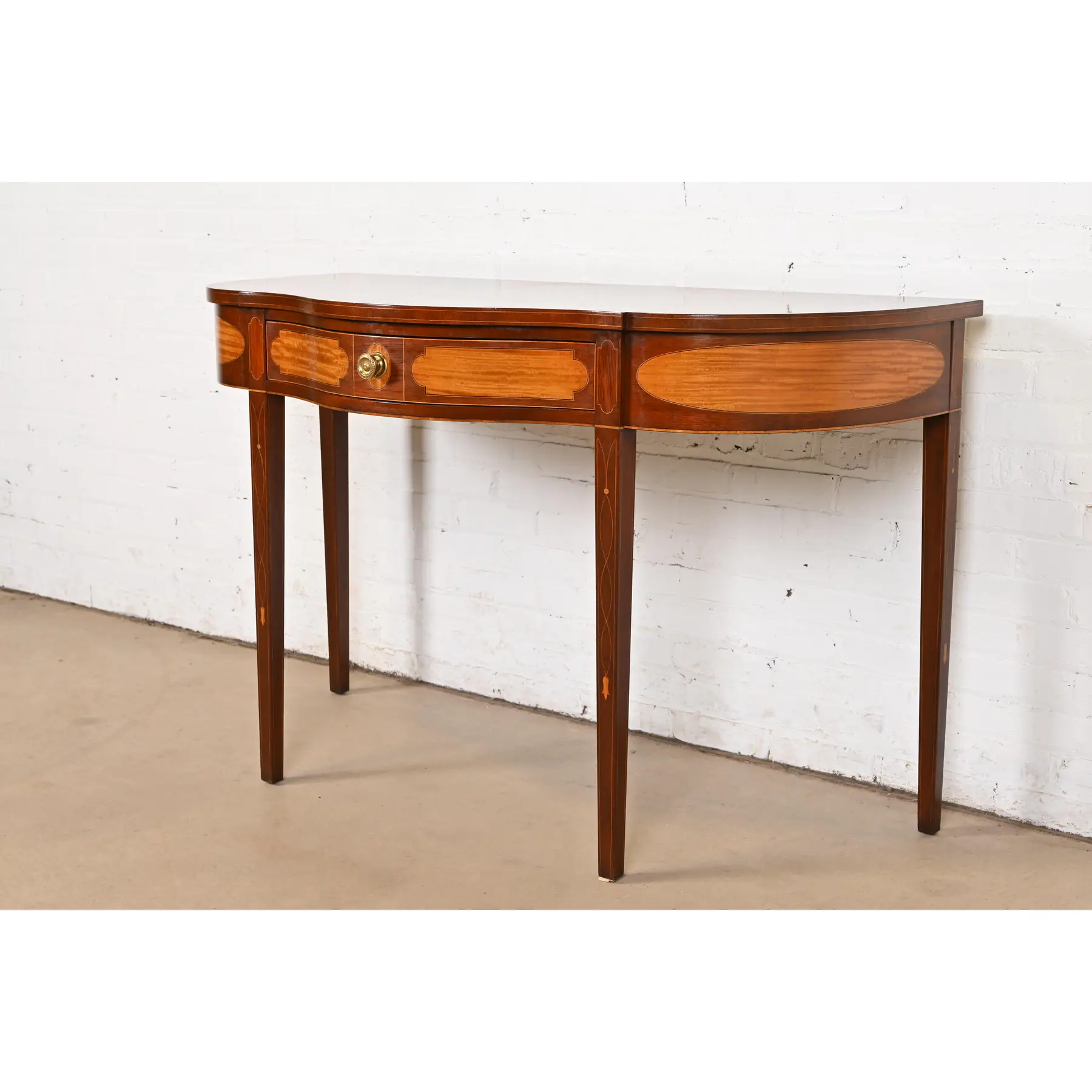 Kindel Furniture Federal Mahogany and Satinwood Inlaid Marquetry Console Table or Server - Image 3