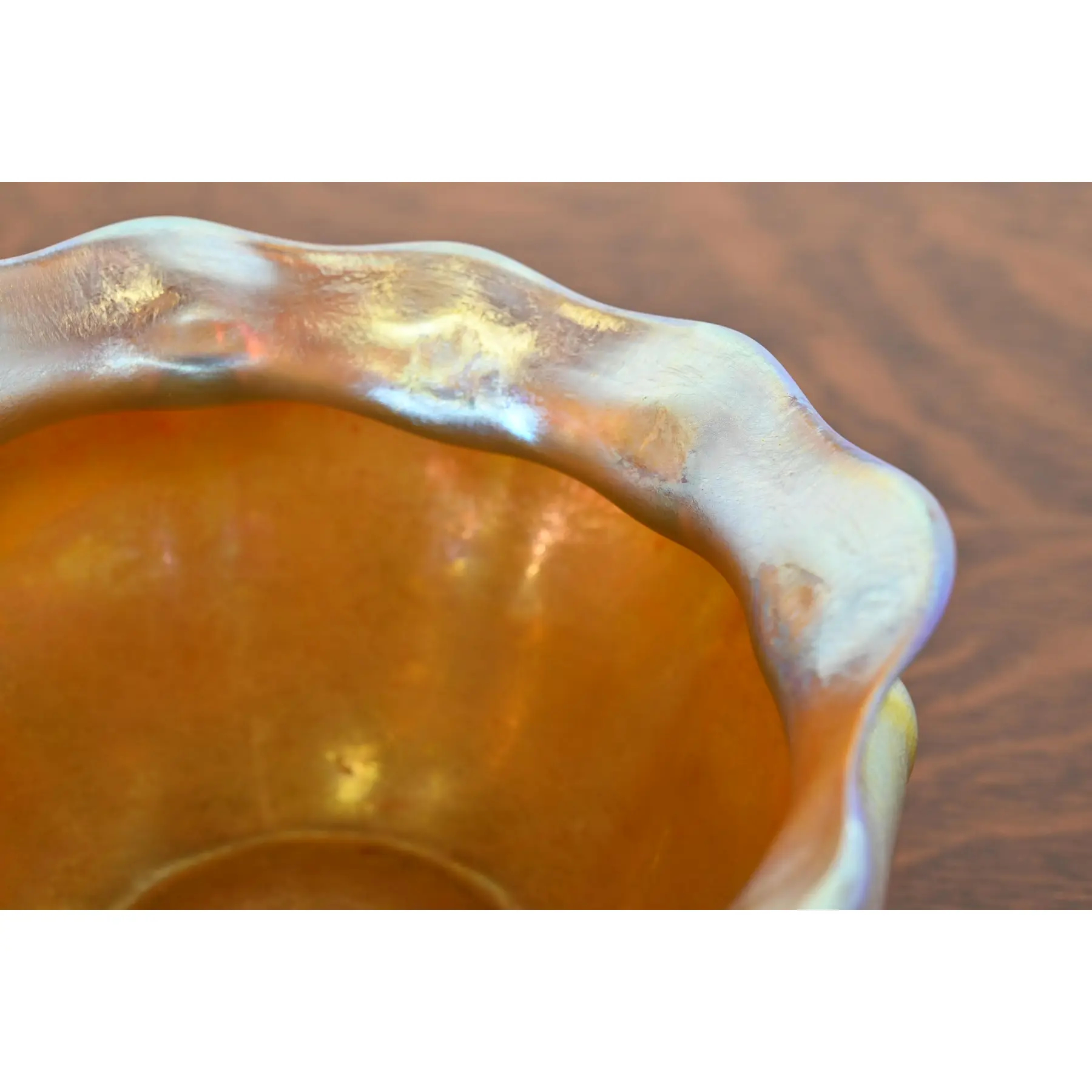 Louis Comfort Tiffany Favrile Iridescent Art Glass Bowl With Scalloped Edge - Image 4