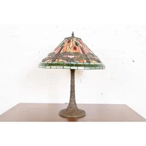 Tiffany Studios Style Arts & Crafts Bronze Table Lamp With Dragonfly Shade