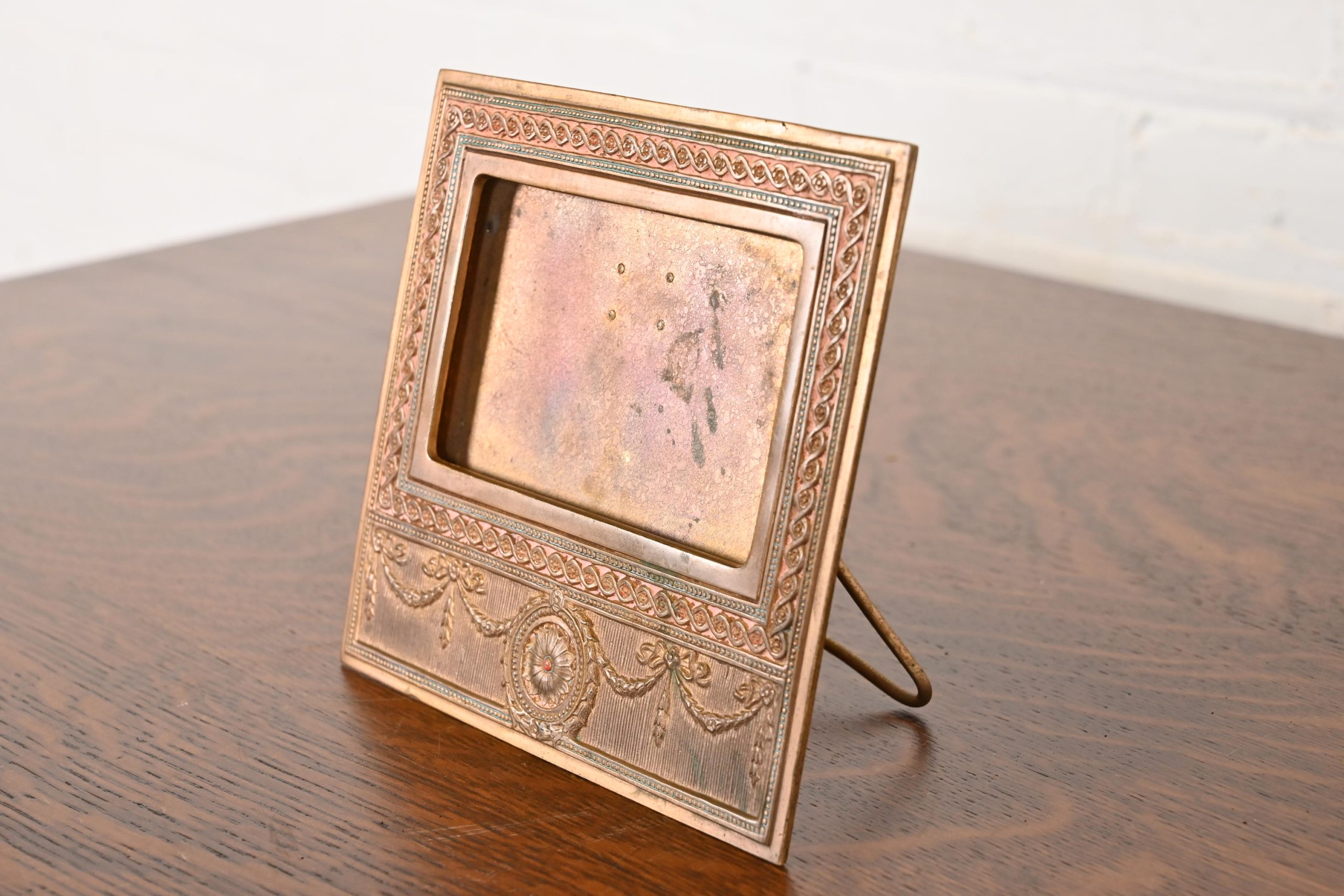 Tiffany Studios New York Adam Bronze Doré Desk Calendar Frame or Picture Frame - Image 3