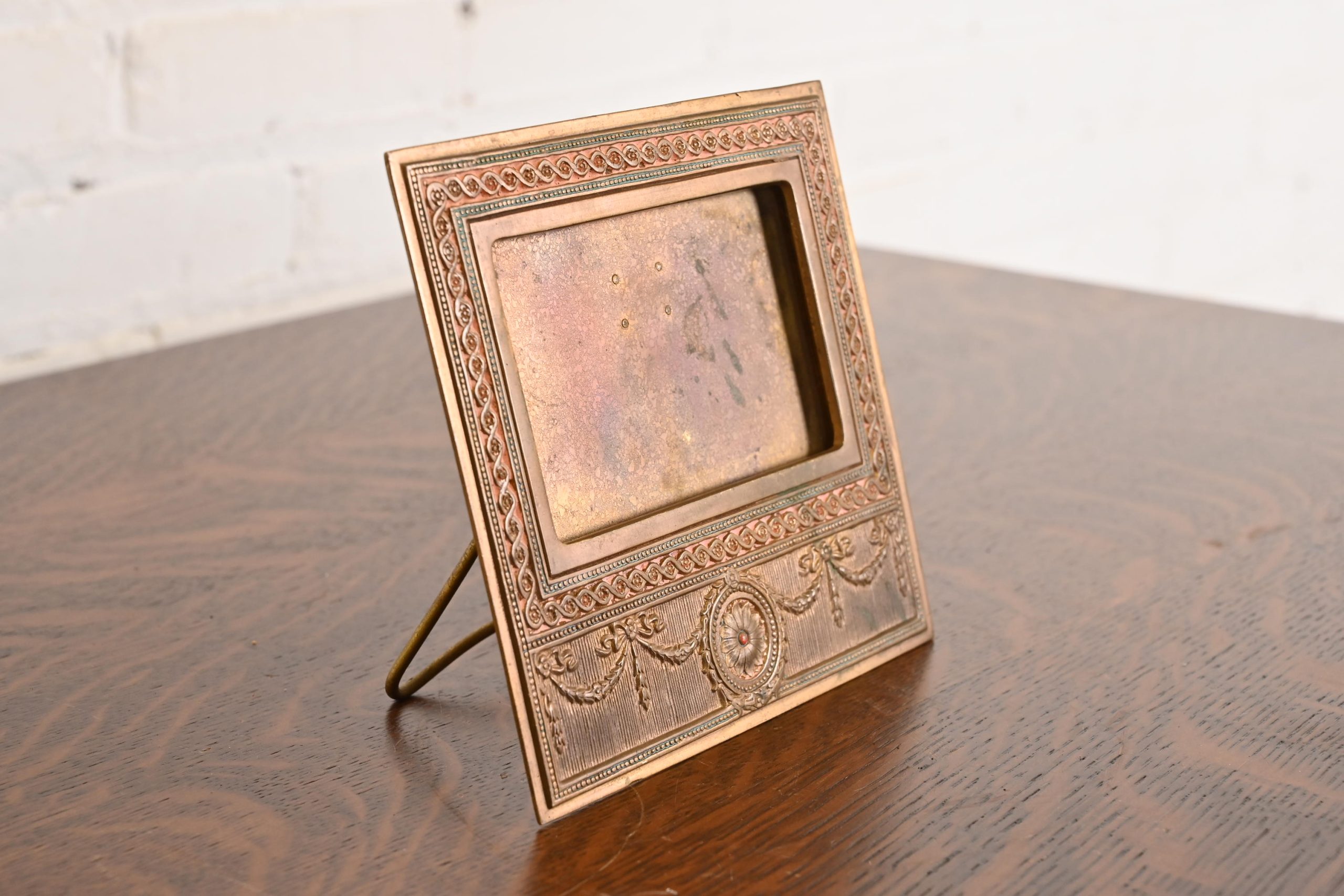 Tiffany Studios New York Adam Bronze Doré Desk Calendar Frame or Picture Frame - Image 4