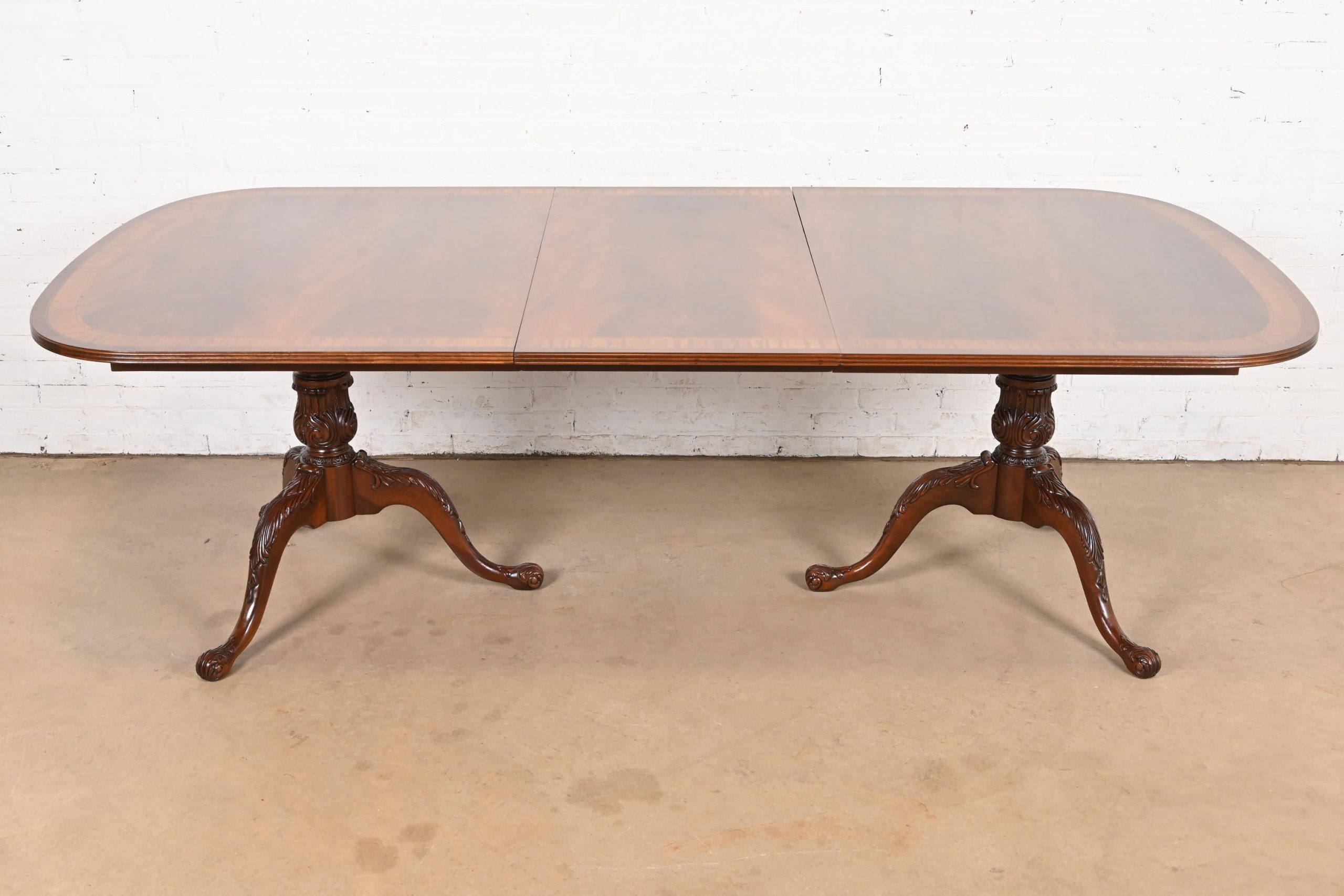 Drexel Heritage Georgian Banded Flame Mahogany Double Pedestal Extension Dining Table, Newly Refinished - Image 2