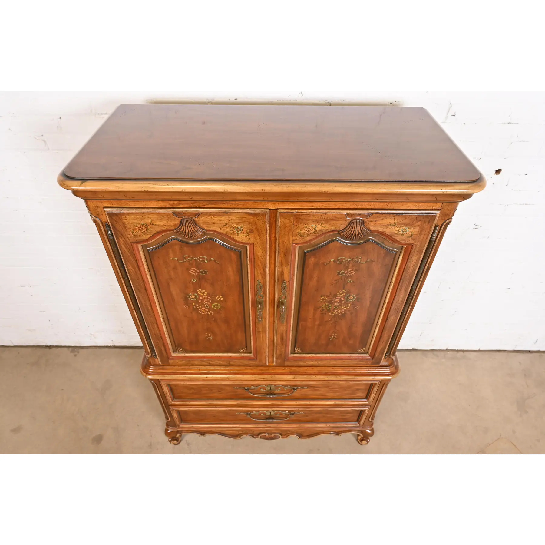 Drexel Heritage French Provincial Louis XV Carved Walnut Gentleman's Chest - Image 9