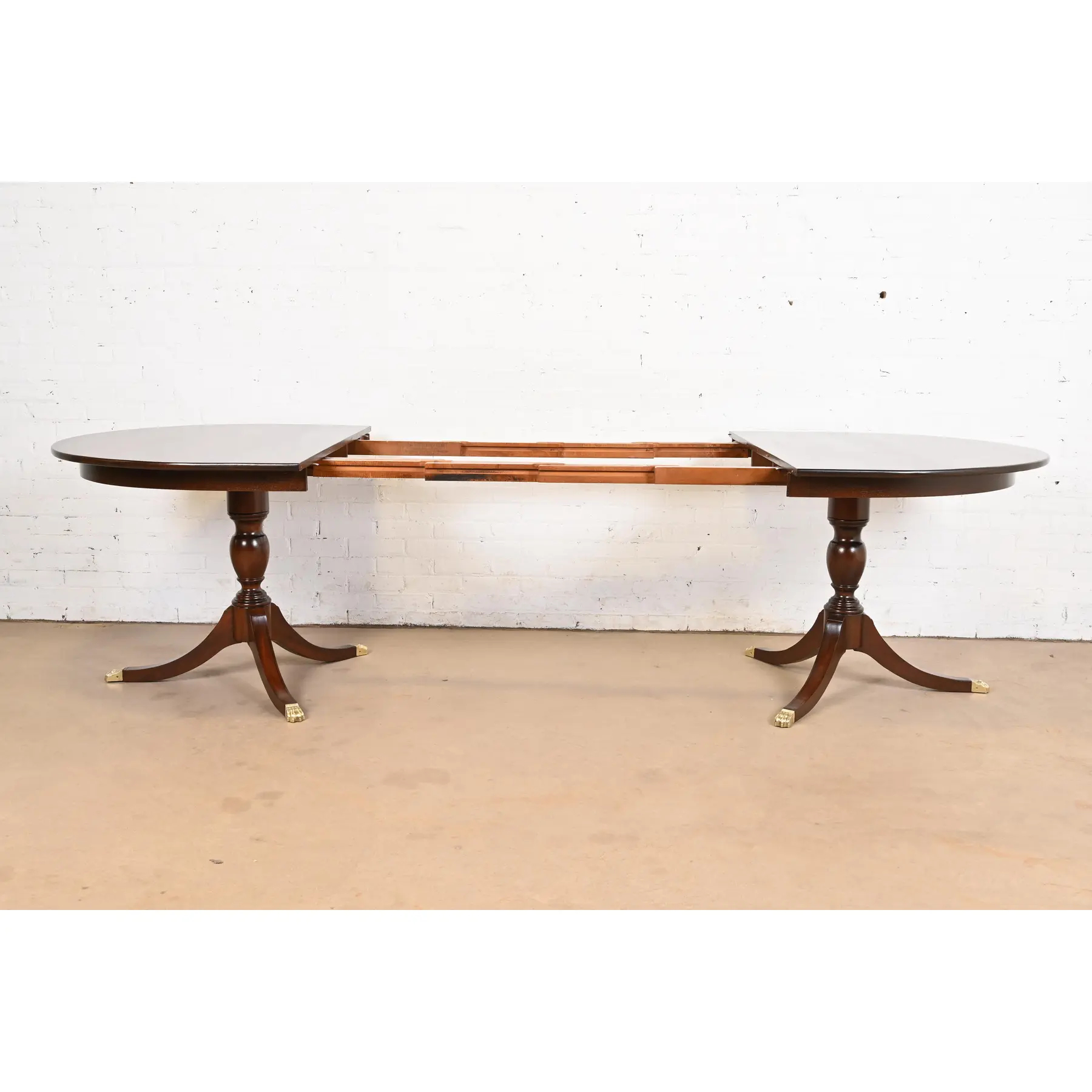 Henkel Harris Georgian Solid Mahogany Double Pedestal Extension Dining Table, Newly Refinished - Image 6