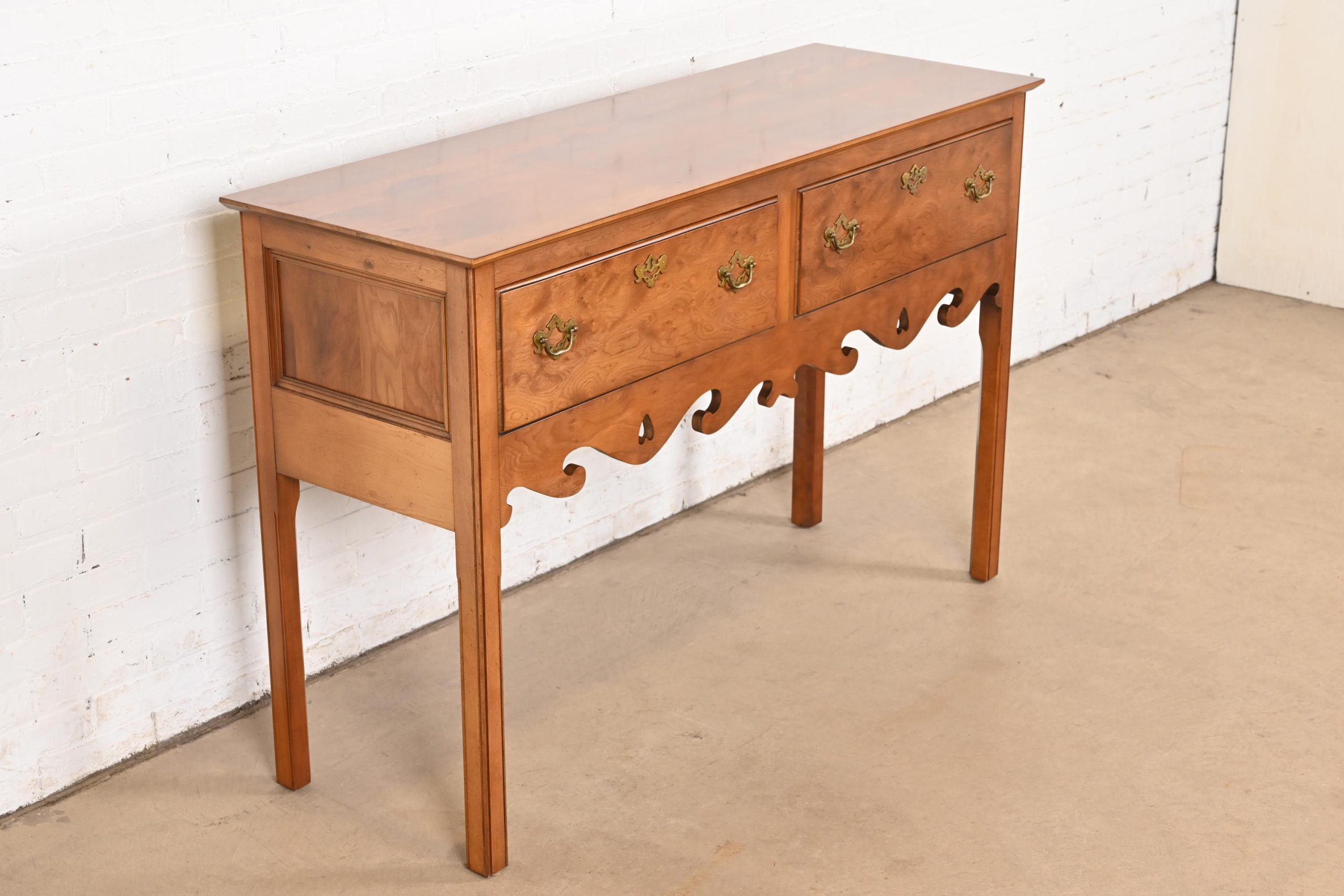 Baker Furniture Style Georgian Burl Wood and English Yew Wood Sideboard Credenza - Image 4