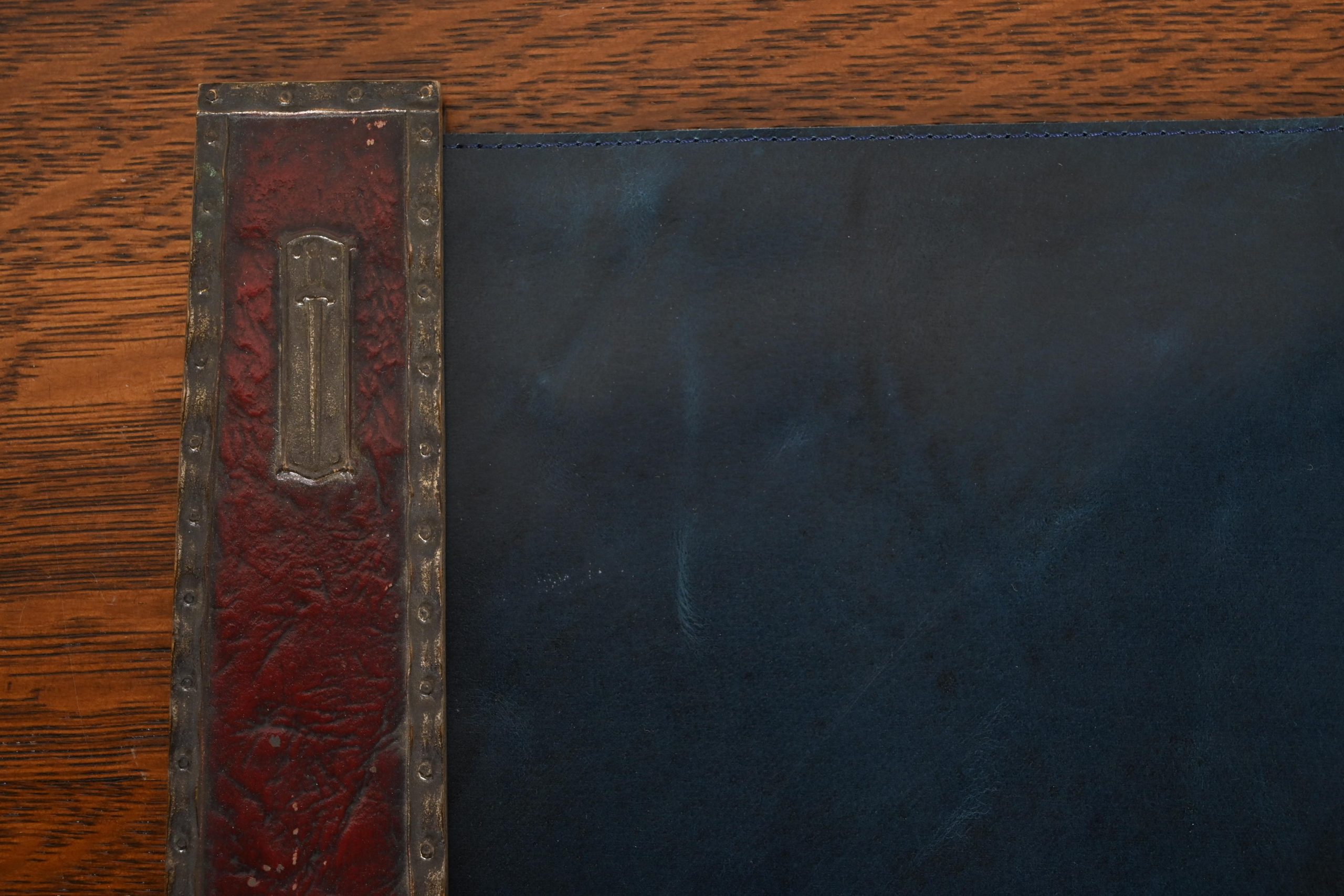 Tiffany Studios New York Heraldic Bronze Blotter Ends With Leather Desk Blotter - Image 6