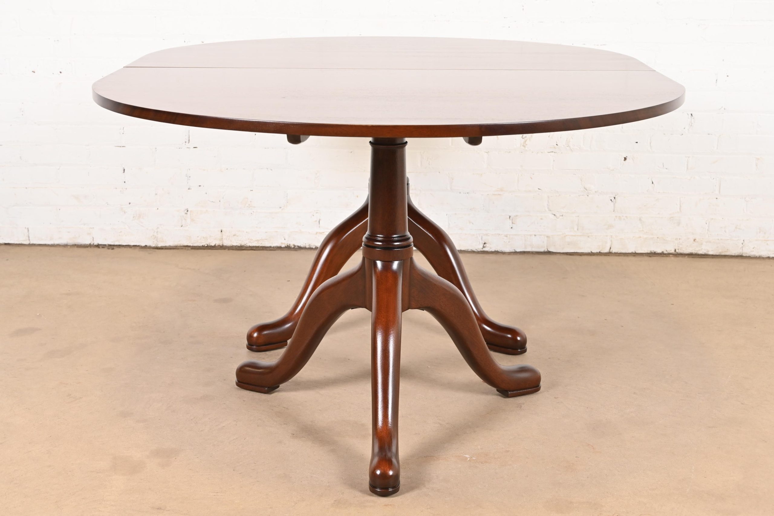 Kittinger Georgian Solid Mahogany Double Pedestal Extension Dining Table, Newly Refinished - Image 10