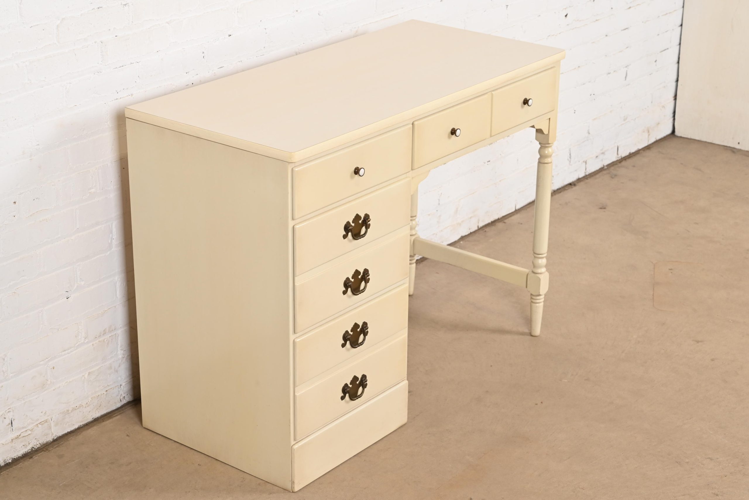 Ethan Allen American Carved Cream Lacquered Solid Maple Writing Desk, Circa 1970s - Image 4