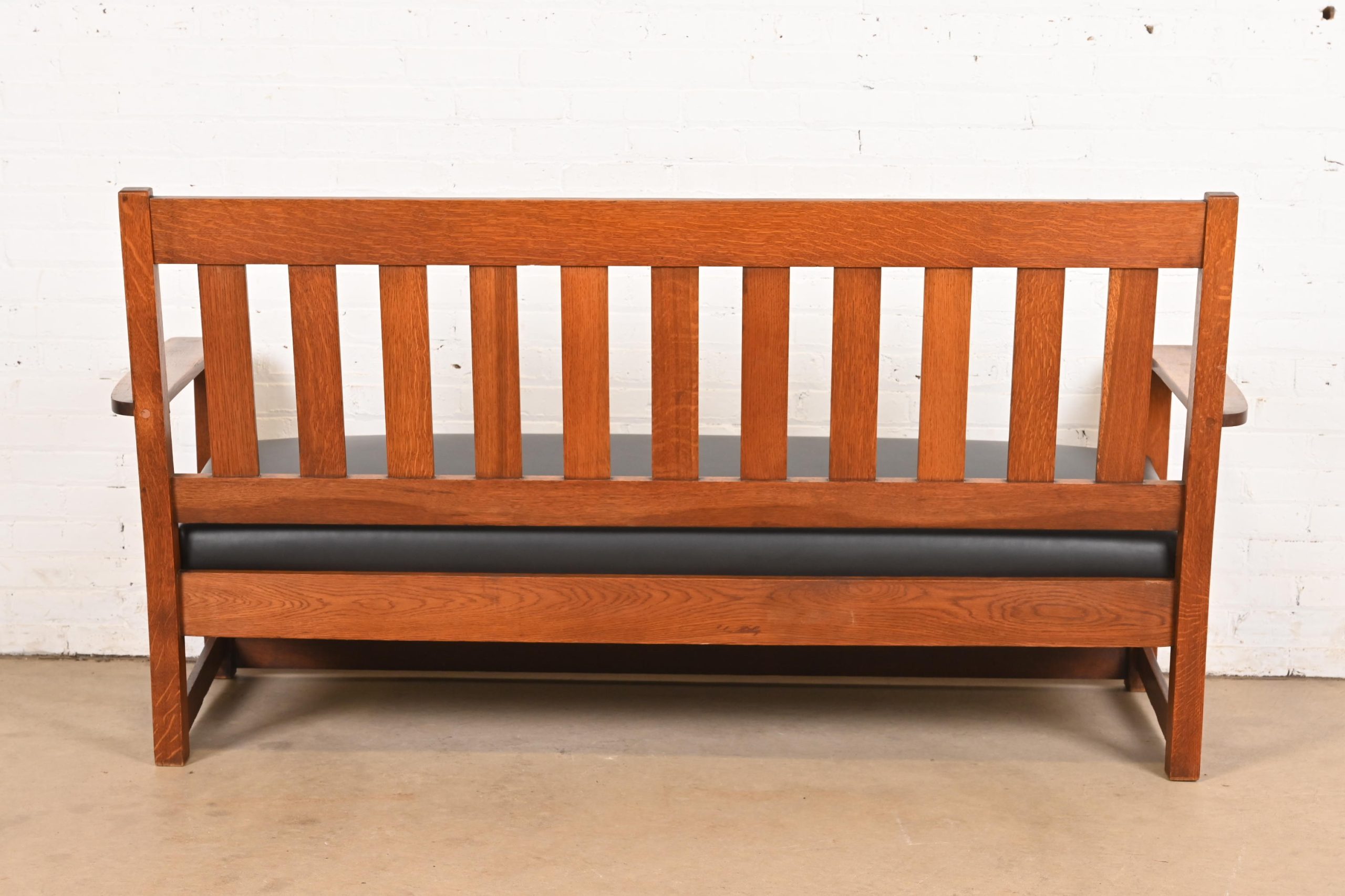 Charles Stickley Antique Mission Oak Arts & Crafts Settle Sofa or Bench, Circa 1900 - Image 9