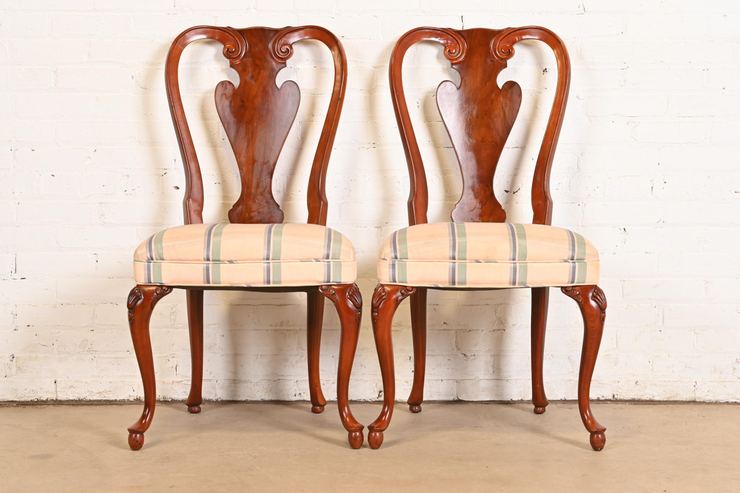 John Widdicomb Queen Anne Solid Mahogany Dining Chairs, Pair - Image 2
