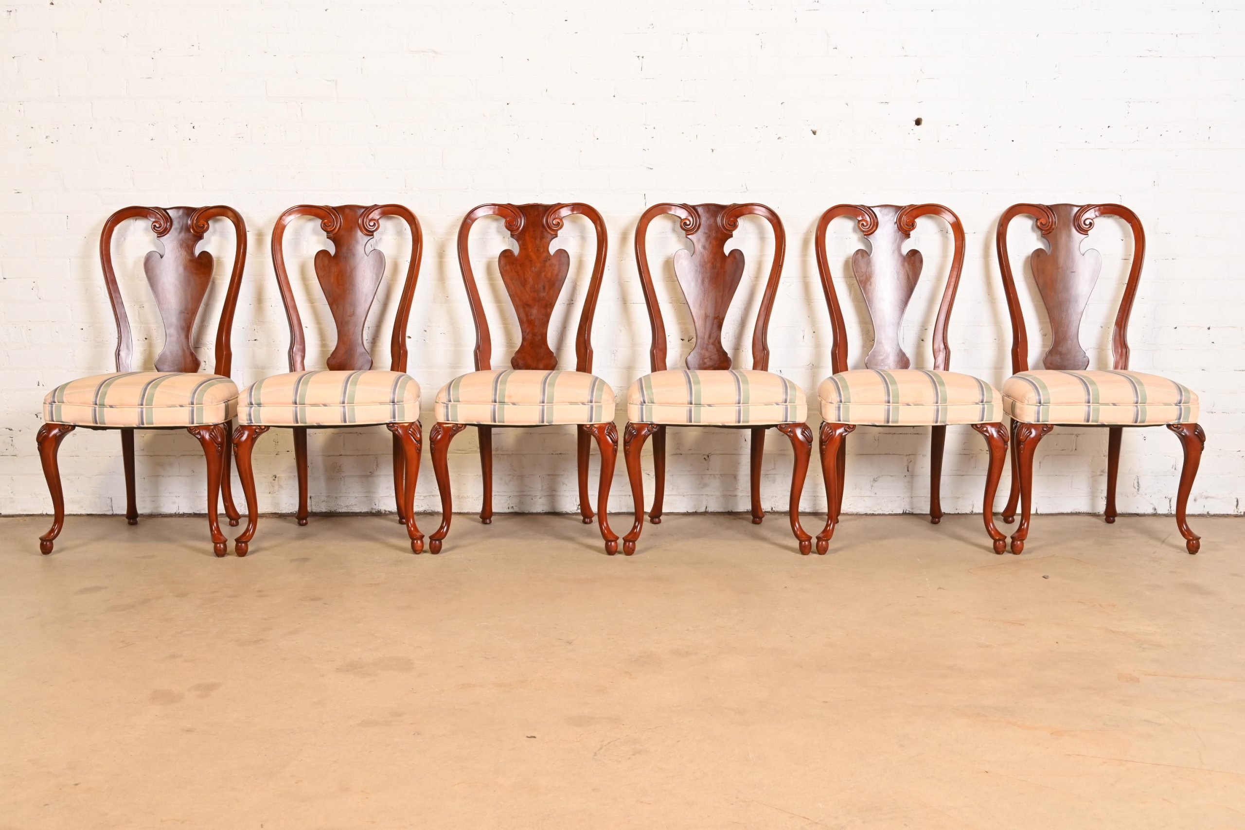 John Widdicomb Queen Anne Solid Mahogany Dining Chairs, Pair - Image 8