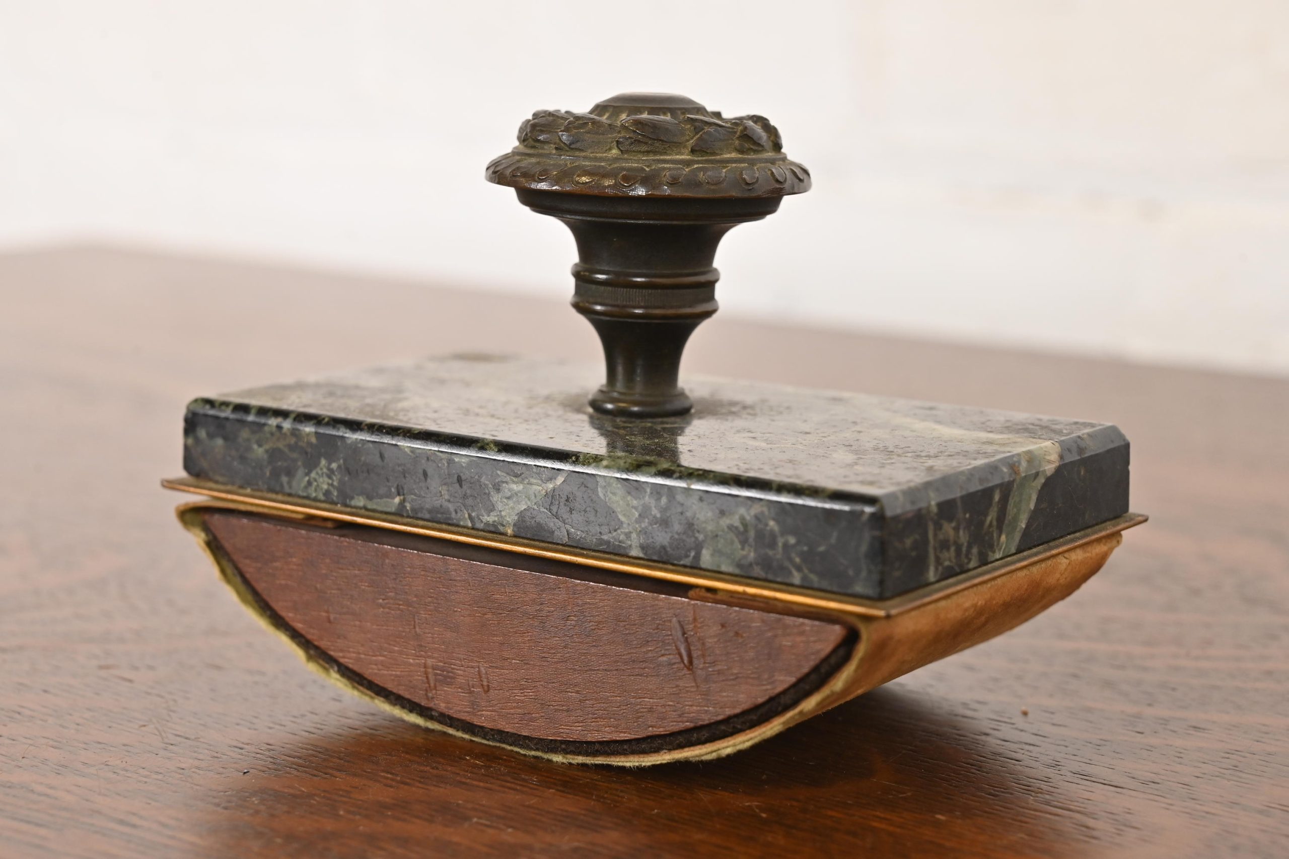Tiffany & Co. Style Antique Empire Marble Rocker Blotter With Brass Laurel Wreath Handle - Image 3