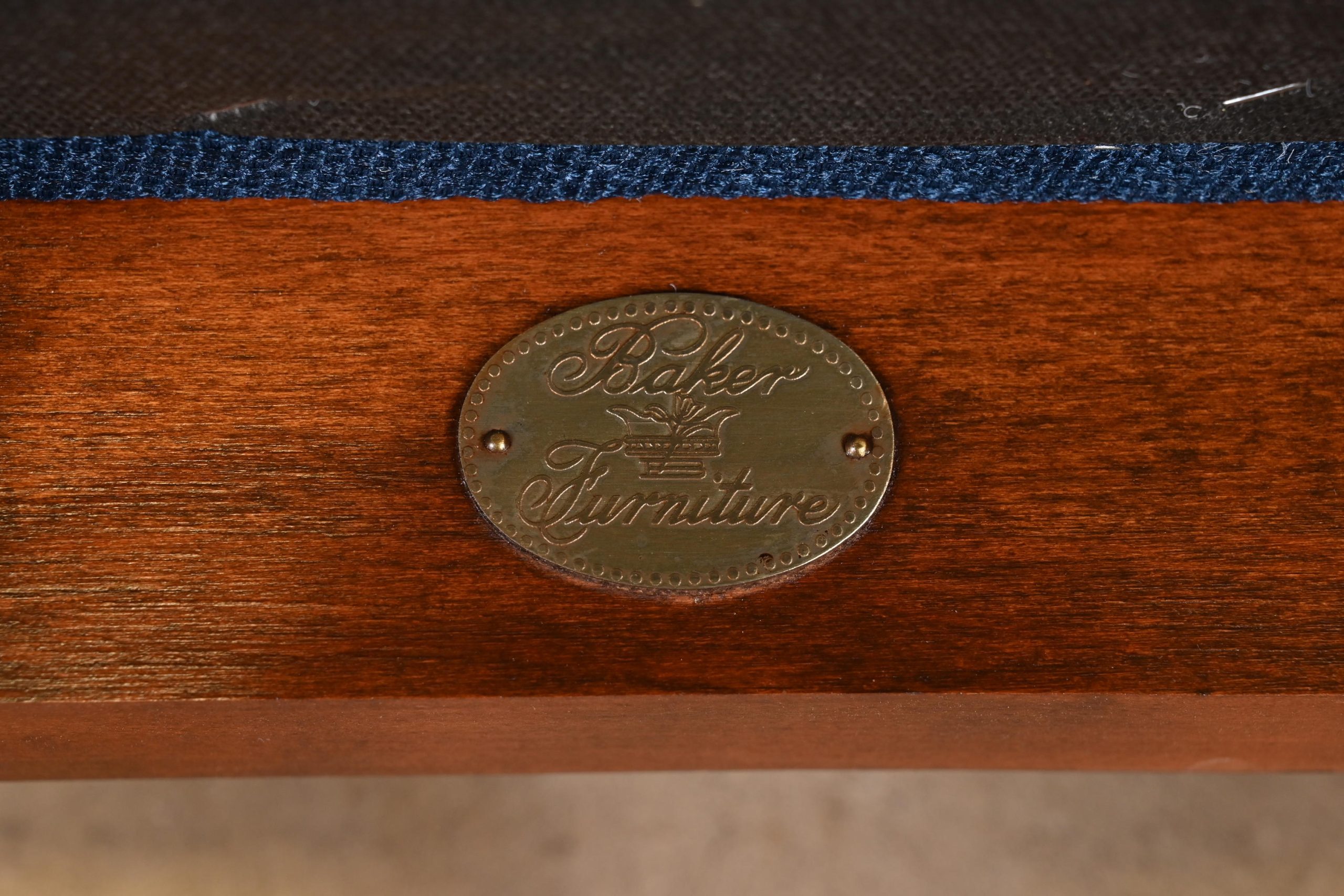 Baker Furniture Stately Homes Gerogian Carved Burled Walnut Armchairs or Dining Captain Chairs, Newly Refinished - Image 10