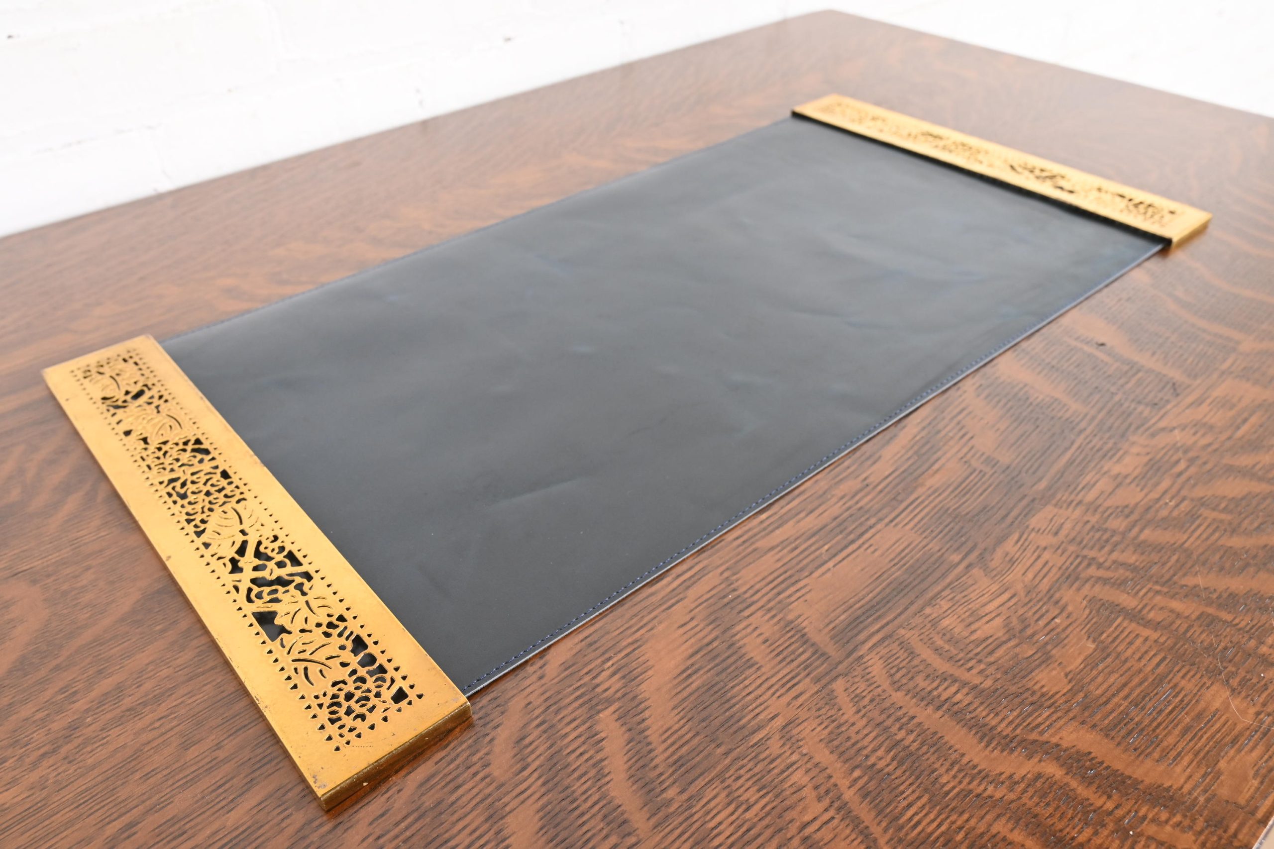 Tiffany Studios New Grapevine Bronze Doré Blotter Ends With Leather Desk Blotter - Image 3