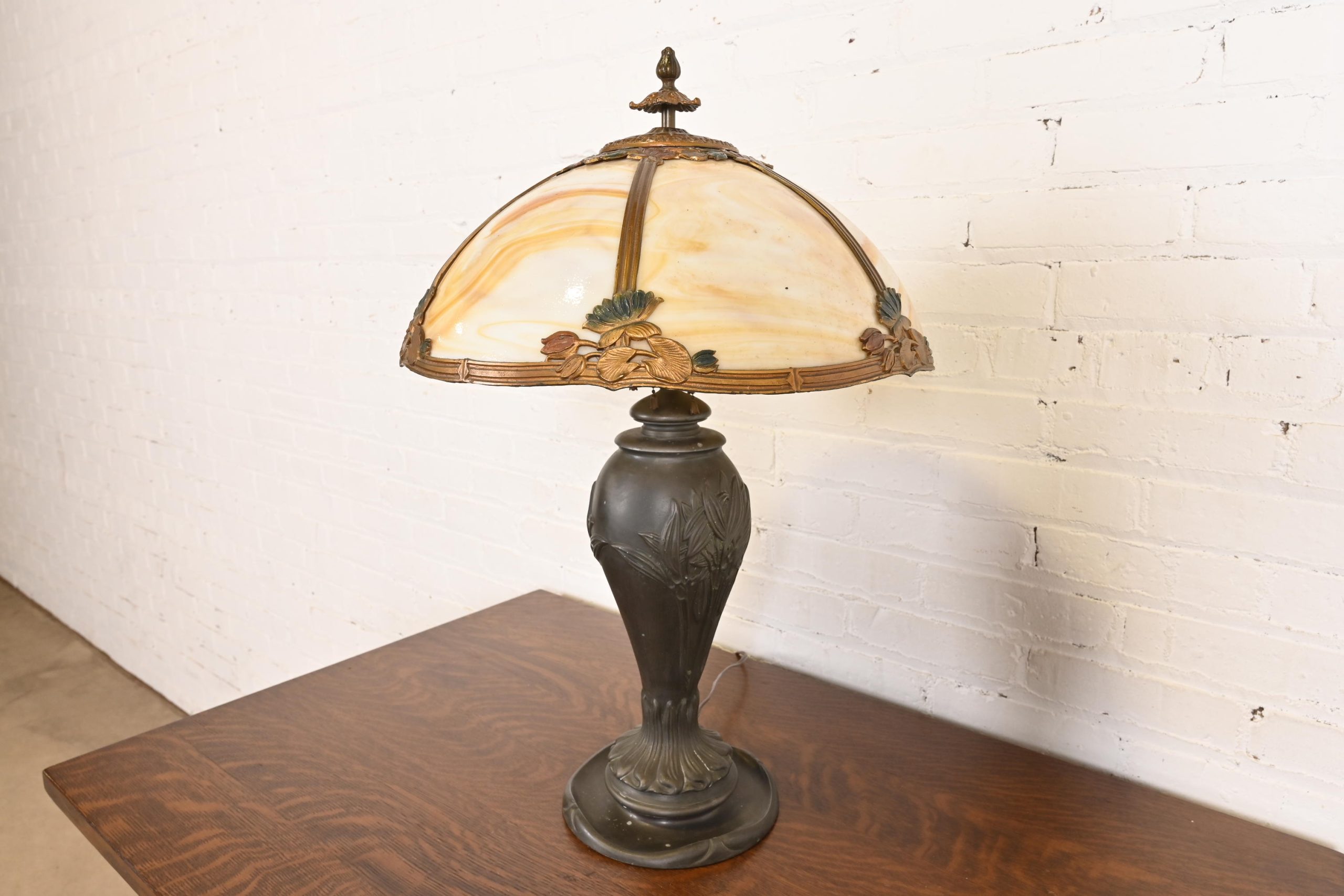 Antique Art Nouveau Slag Glass Table Lamp in the Manner of Handel, Circa 1920s - Image 3