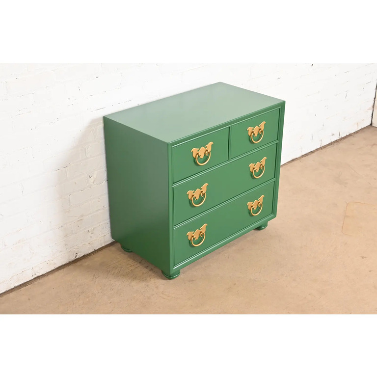 Henredon Mid-Century Hollywood Regency Chinoiserie Green Lacquered Bedside Chest, Newly Refinished - Image 5