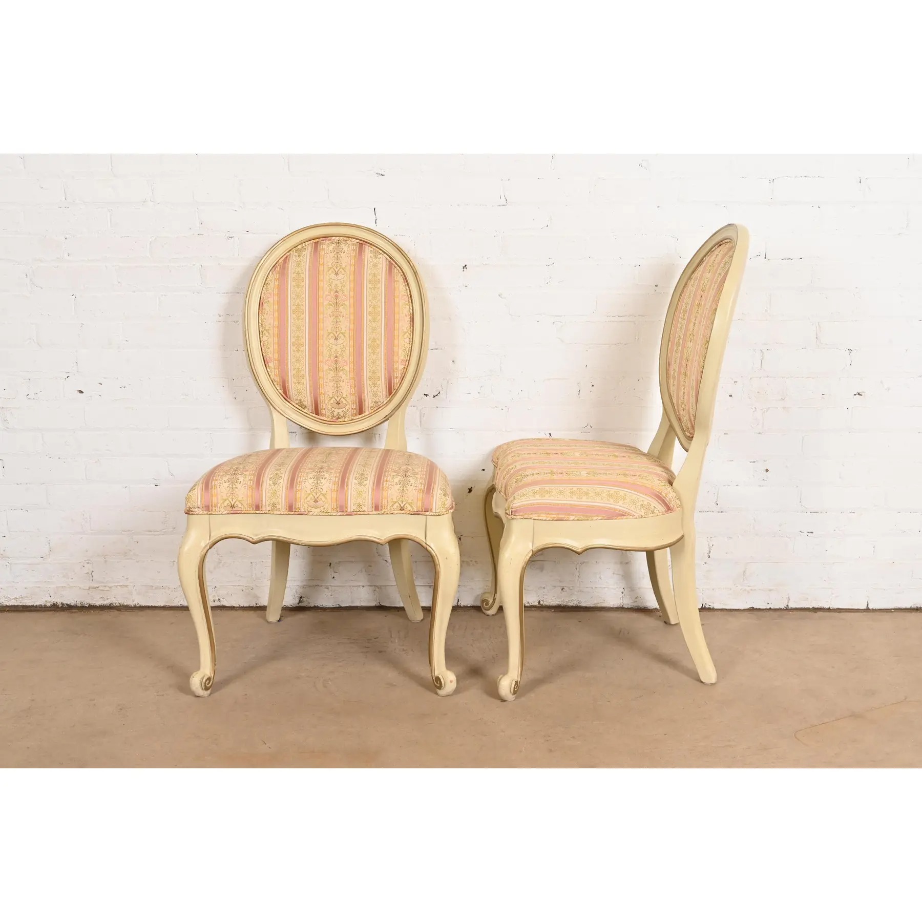 Karges French Provincial Louis XV Cream Lacquered and Gold Gilt Side Chairs or Dining Chairs, Pair - Image 8