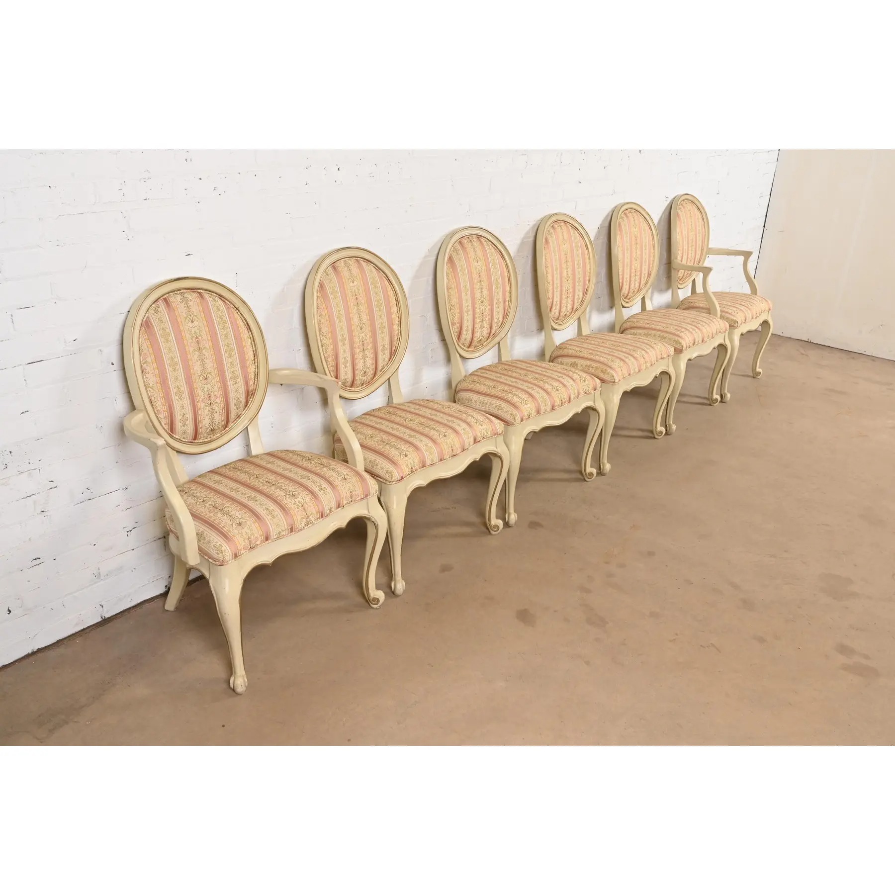 Karges French Provincial Louis XV Cream Lacquered and Gold Gilt Dining Chairs, Set of Six - Image 4