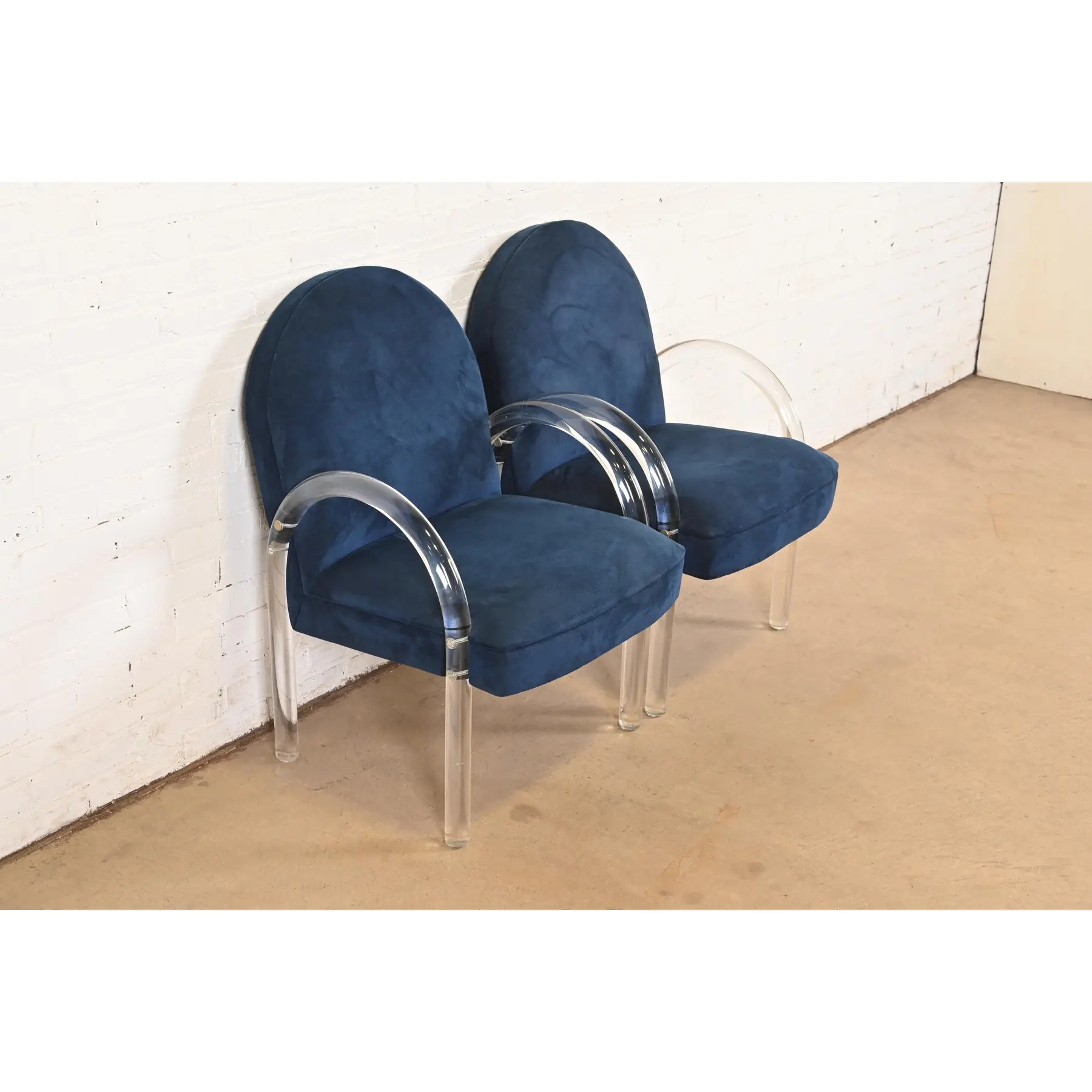 Leon Rosen for Pace Collection Modern Art Deco Lucite Waterfall Armchairs, Pair - Image 4