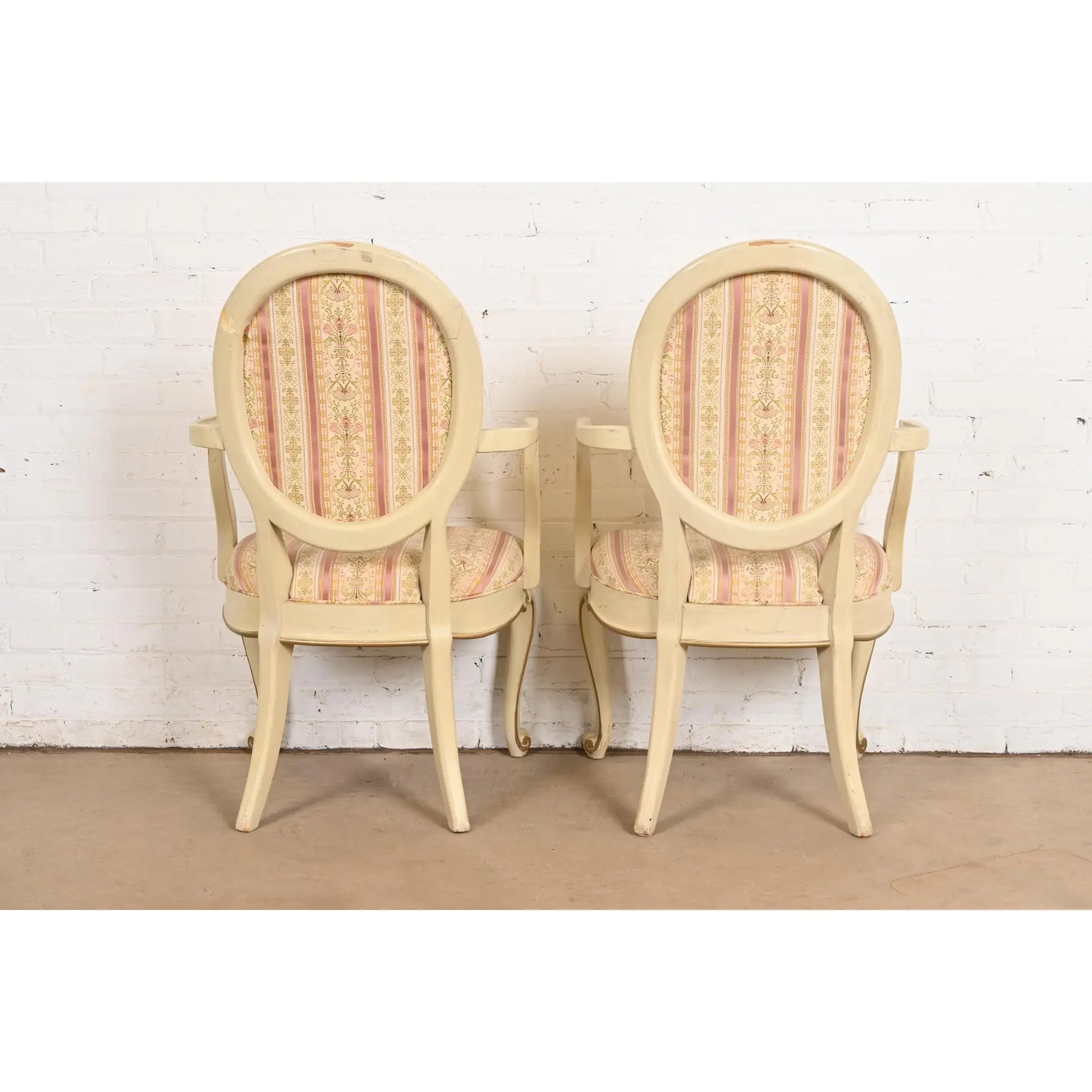 Karges French Provincial Louis XV Cream Lacquered and Gold Gilt Dining Chairs, Set of Six - Image 11