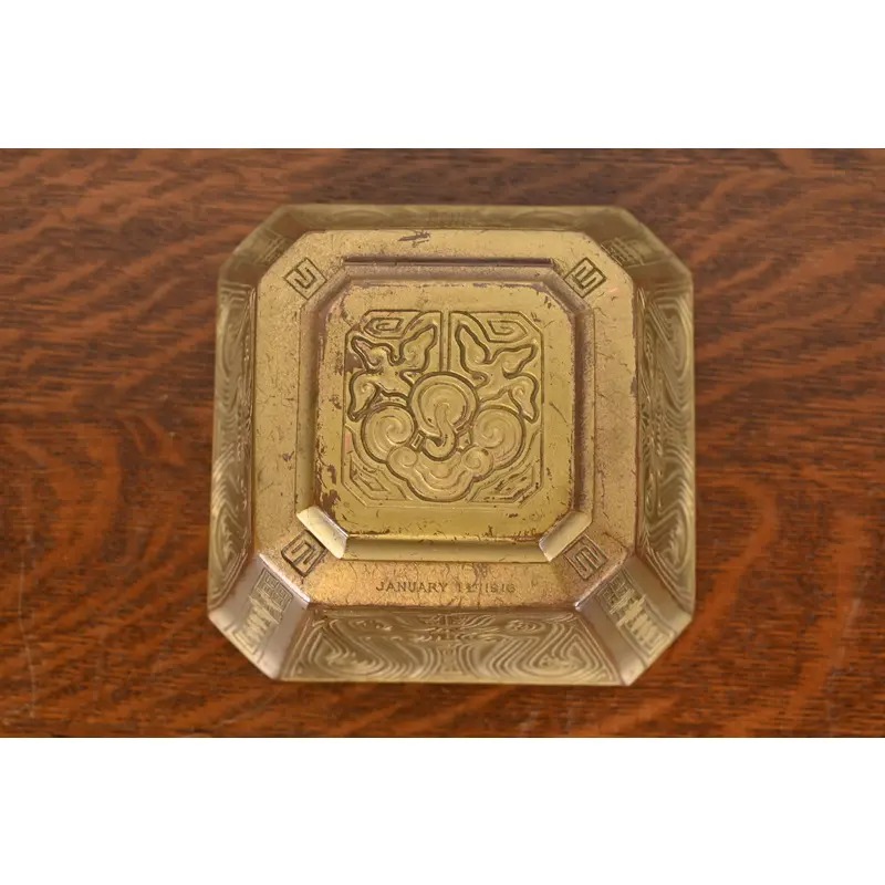 Tiffany Studios New York Chinese Pattern Bronze Doré Large Inkwell - Image 5