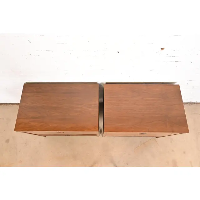 Edward Wormley for Dunbar Mid-Century Modern Walnut and Rosewood Three-Drawer Chests, 1960s - Image 8