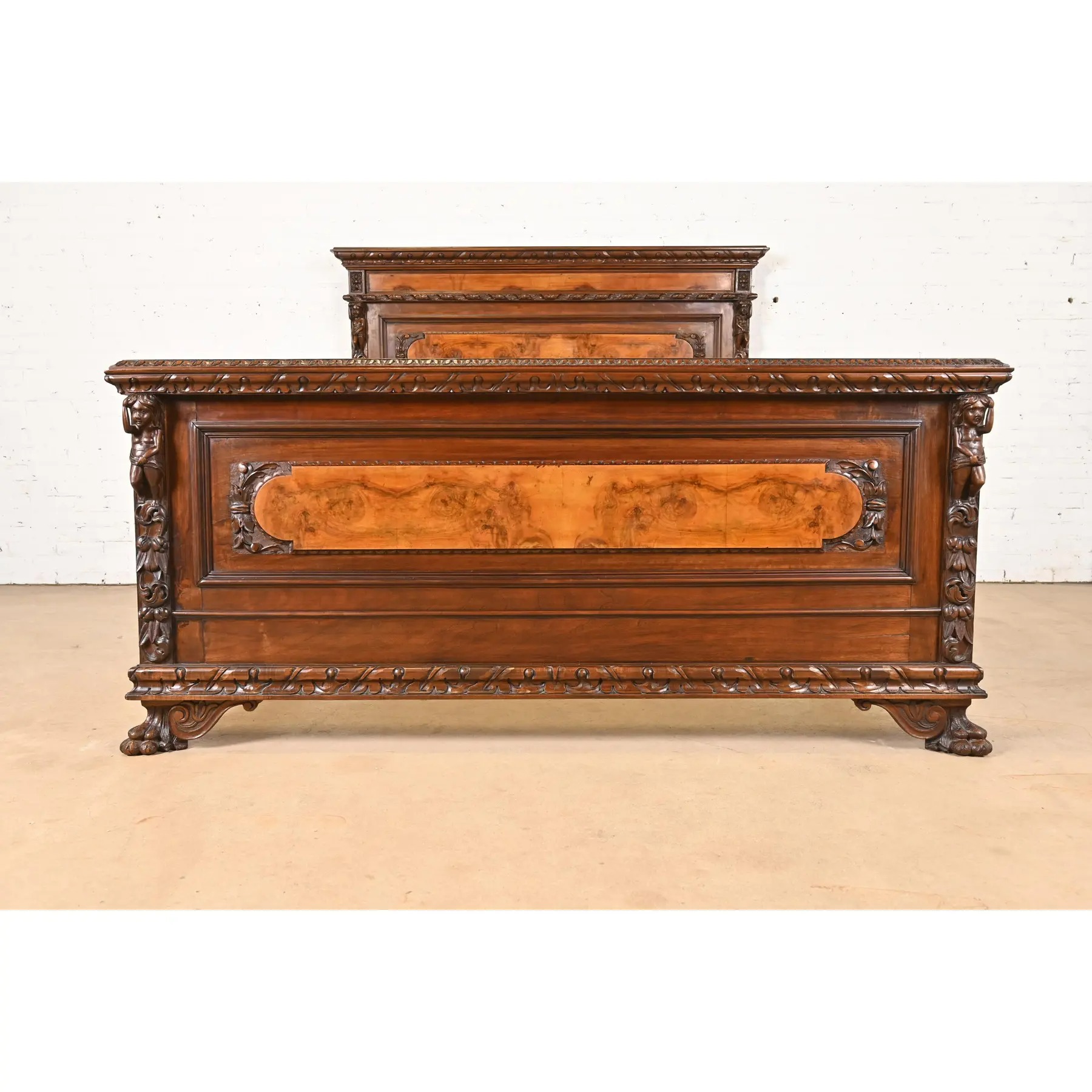 Antique Italian Renaissance Revival Carved Walnut and Burl Wood Queen Size Bed, Circa 1900 - Image 4