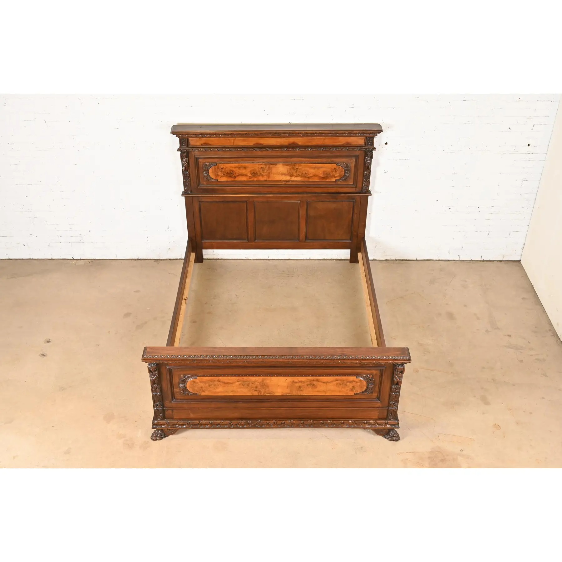 Antique Italian Renaissance Revival Carved Walnut and Burl Wood Queen Size Bed, Circa 1900 - Image 5